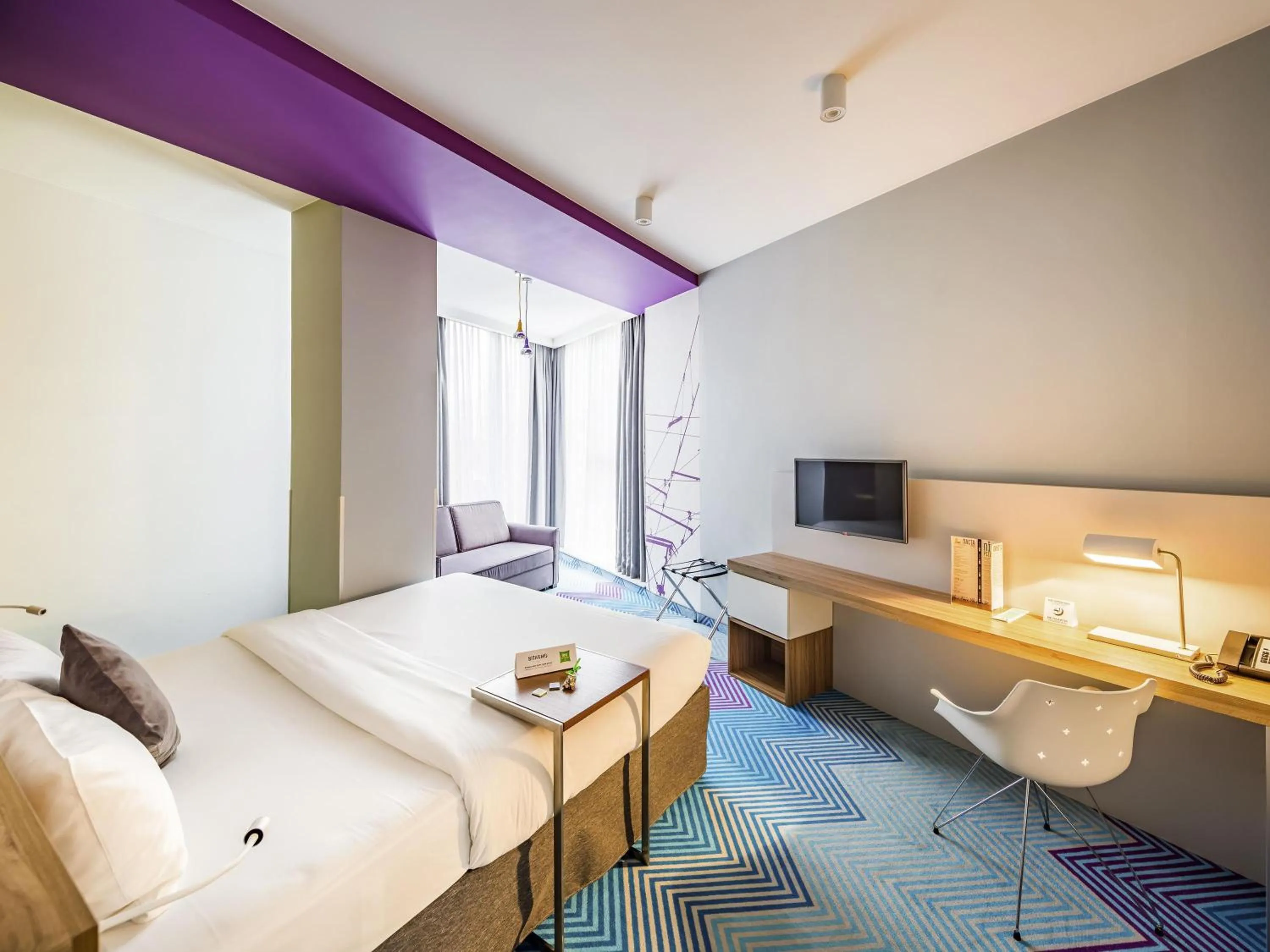 Bedroom, Bed in Ibis Styles Lviv Center