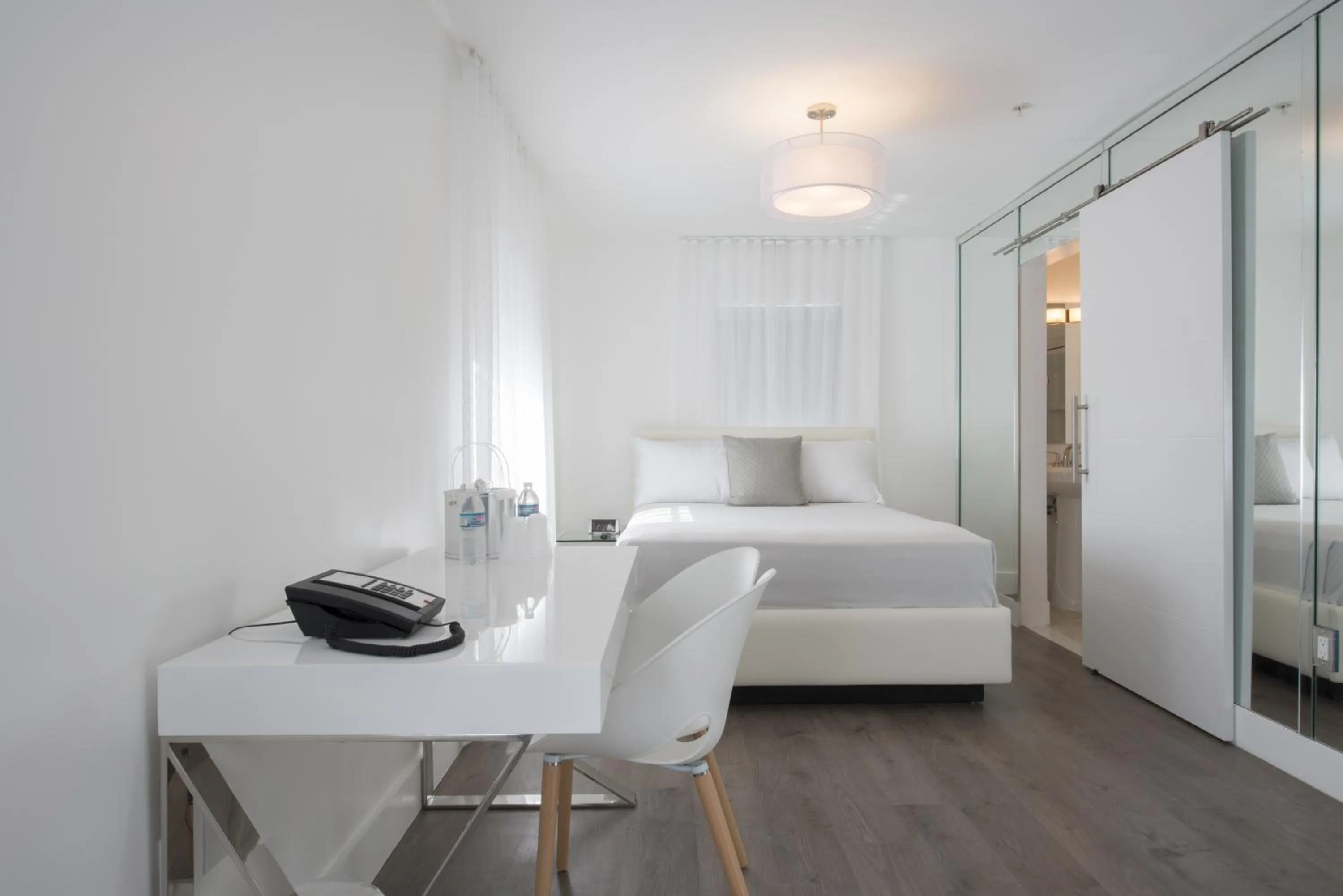 Bed in President Hotel Villa