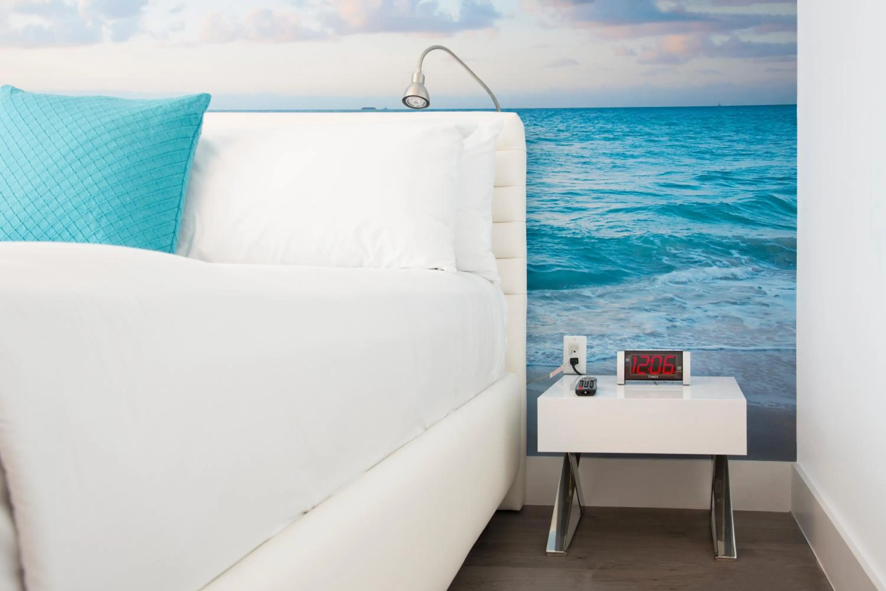 Decorative detail, Bed in President Hotel Villa