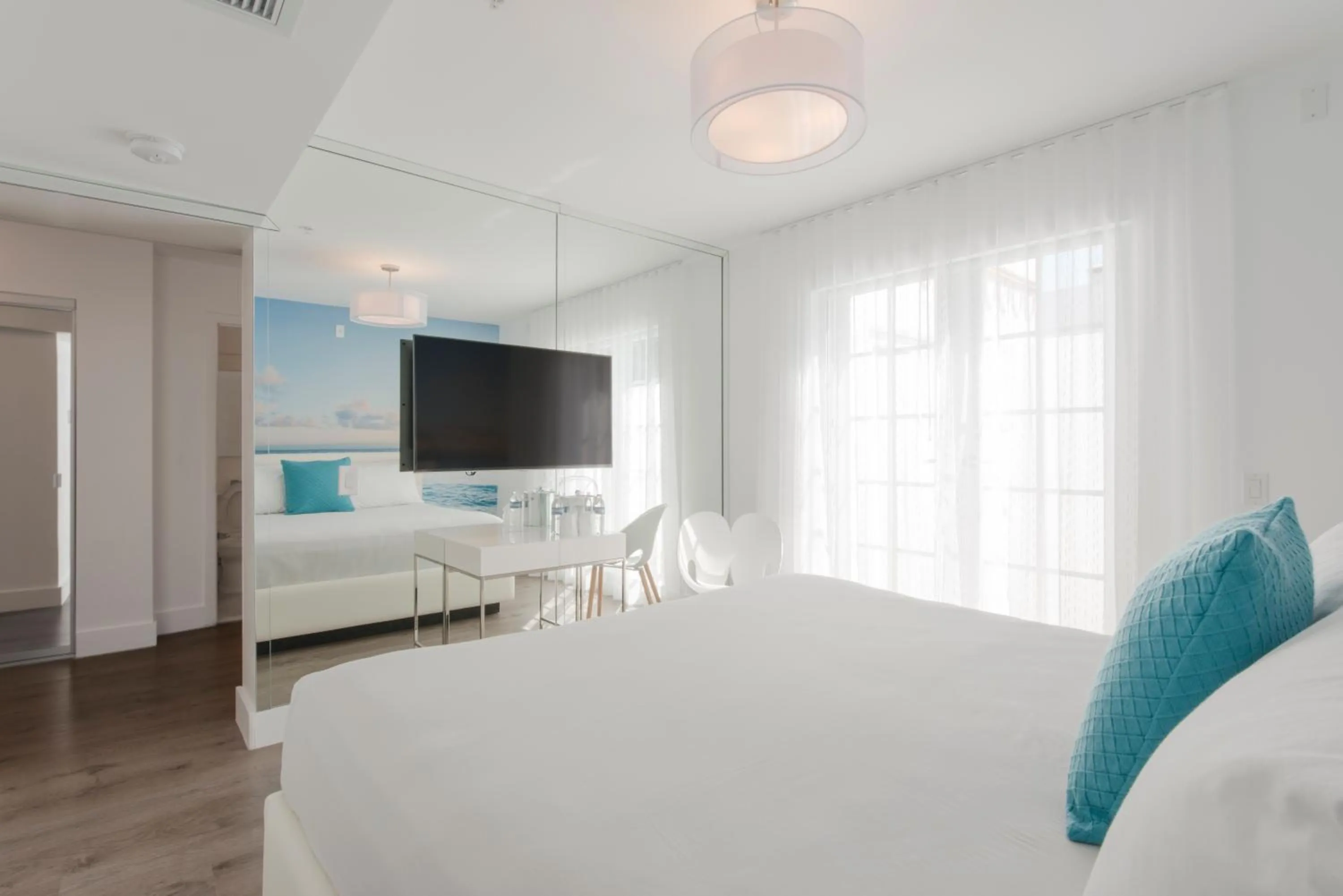 Bed in President Hotel Villa