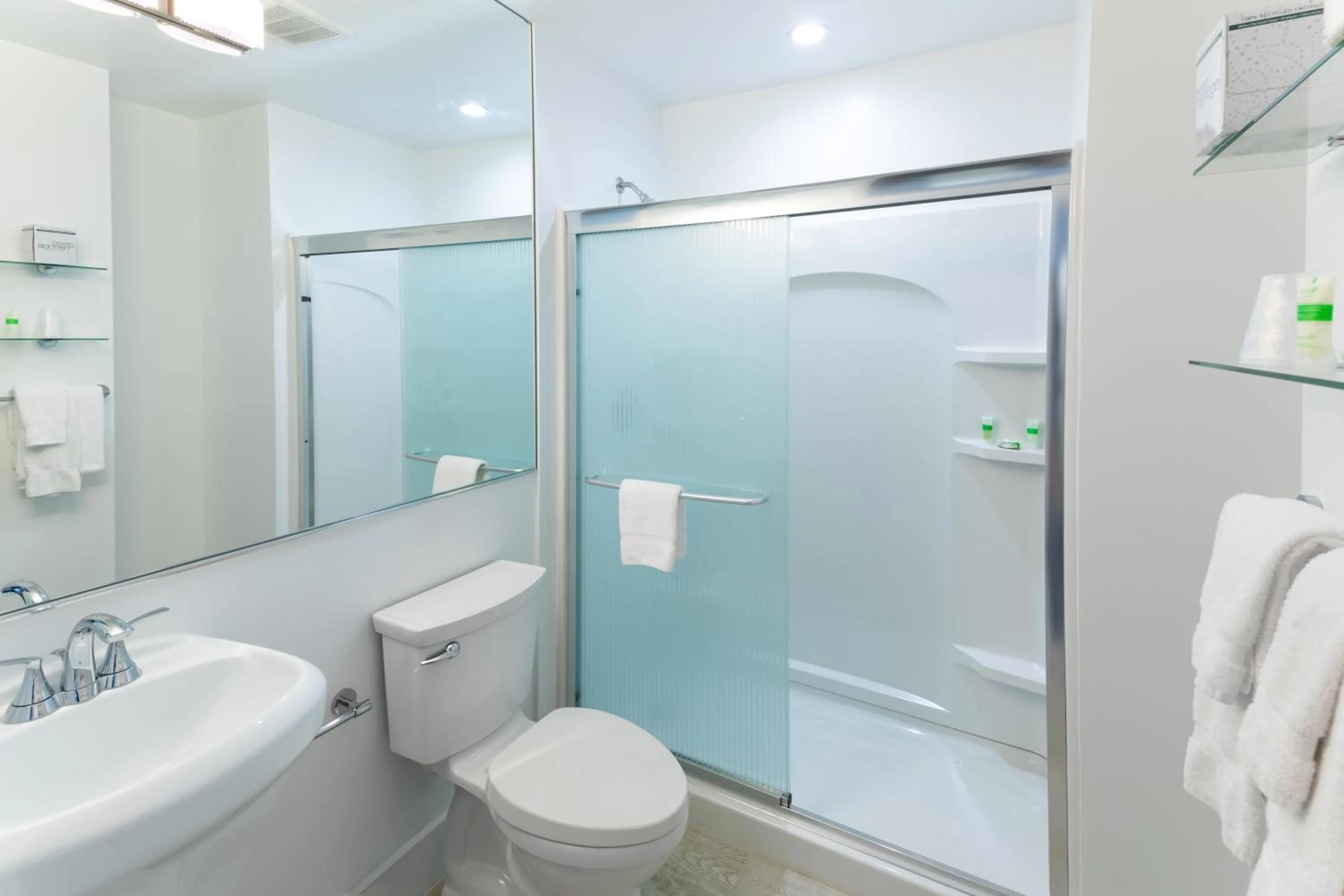 Bathroom in President Hotel Villa