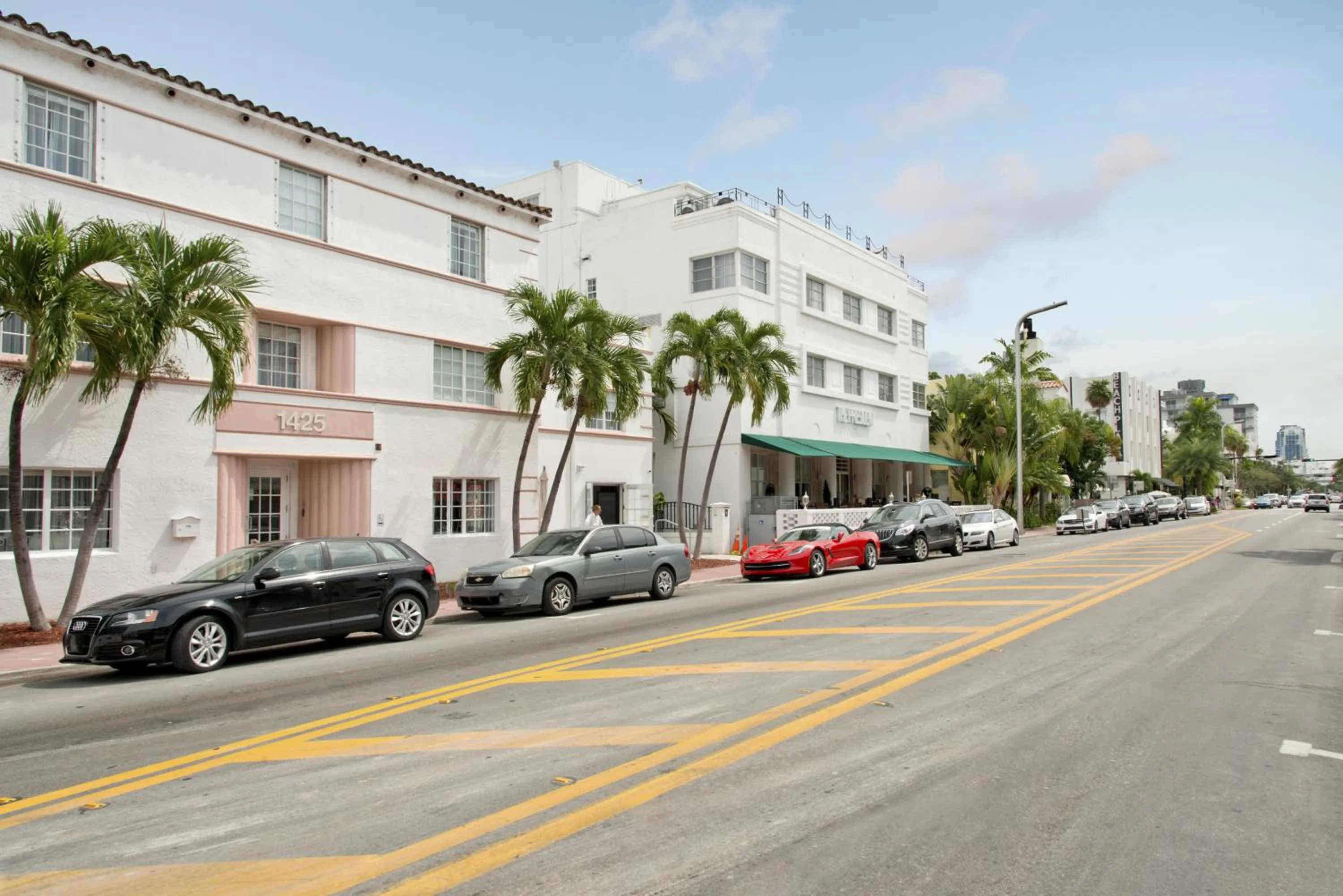Property building in President Hotel Villa