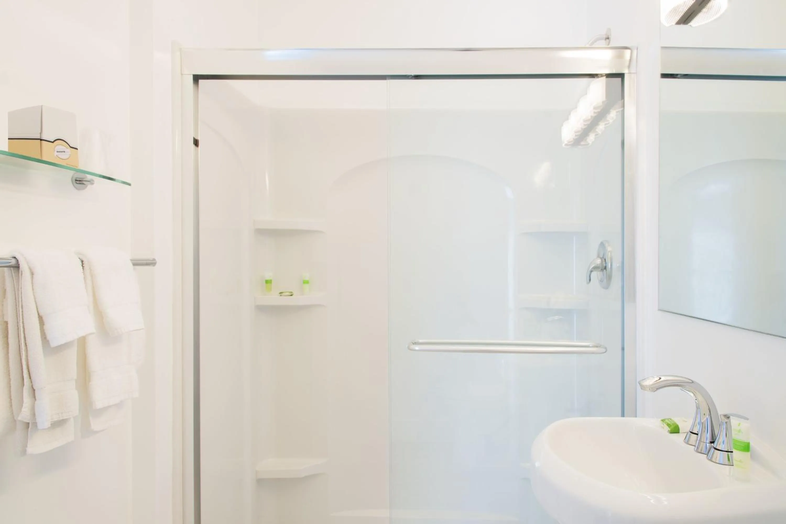 Bathroom in President Hotel Villa