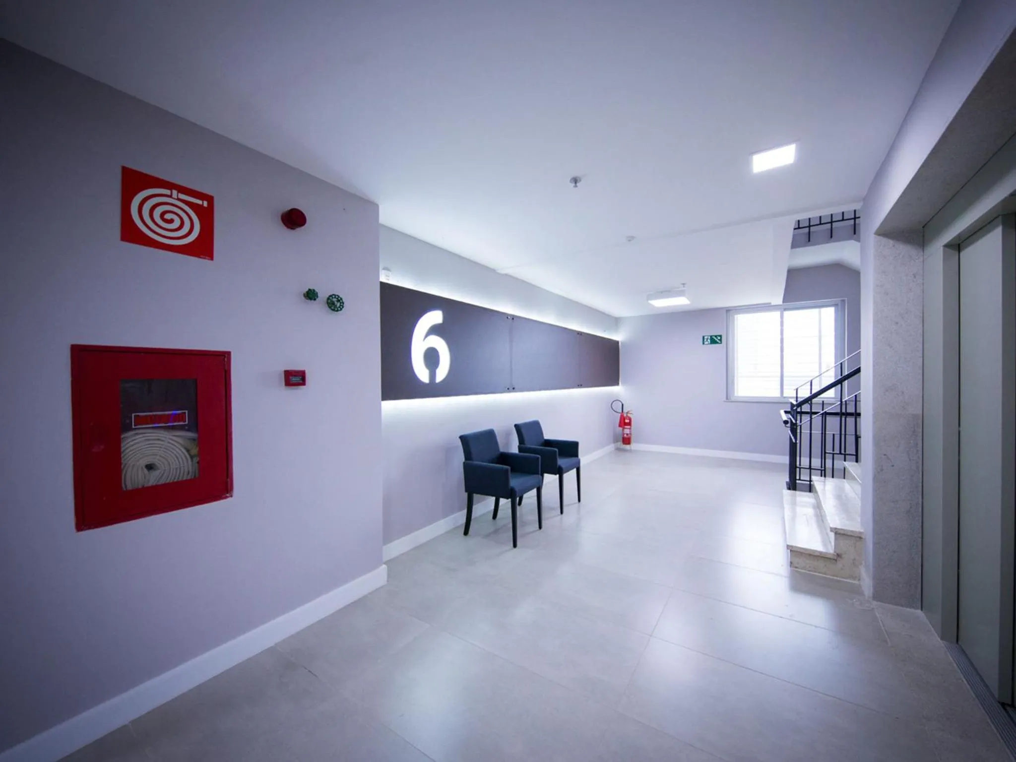 Seating area in Vila Business Hotel