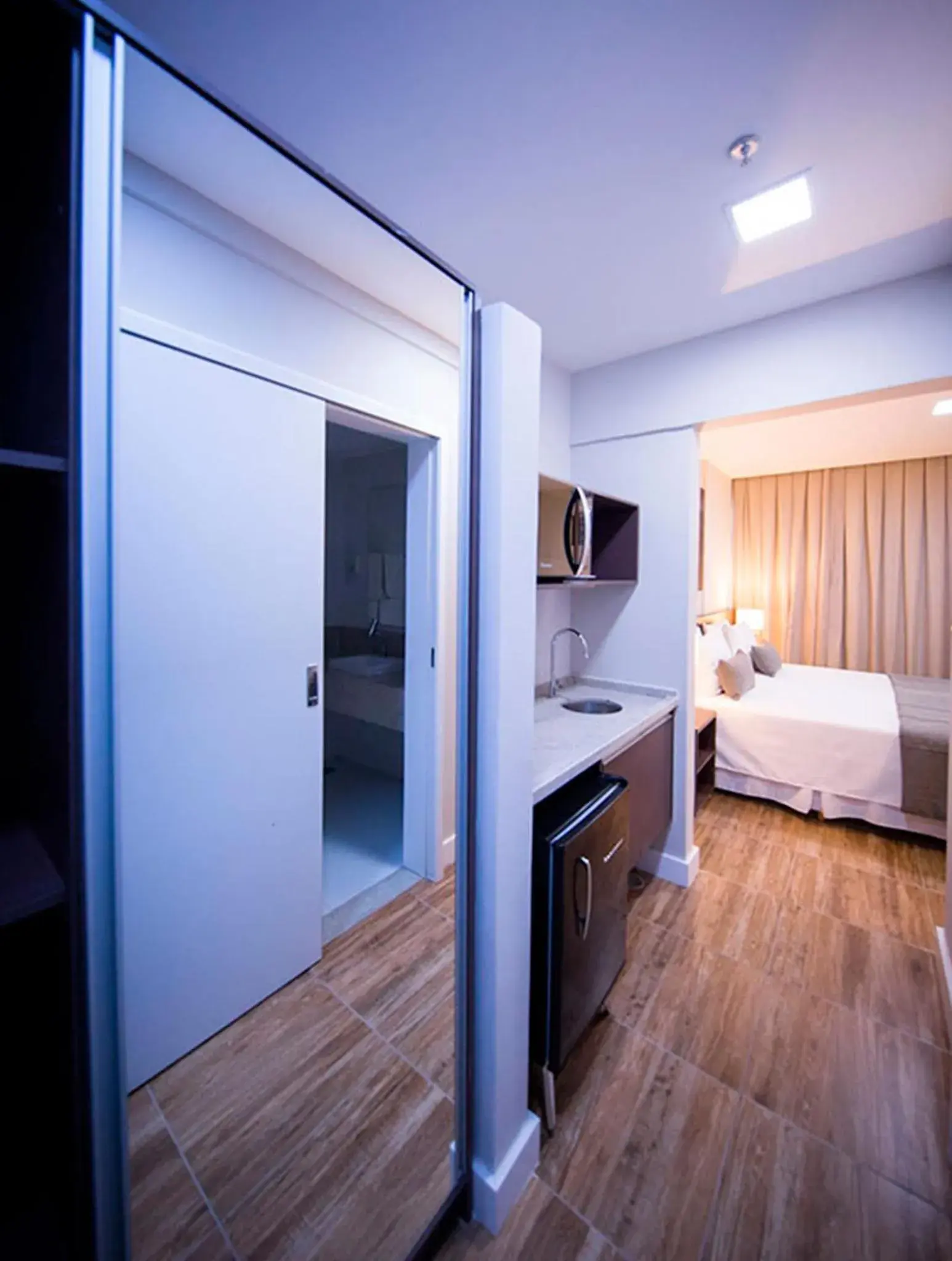 Bathroom, Bed in Vila Business Hotel Bathroom, Bed in Vila Business Hotel