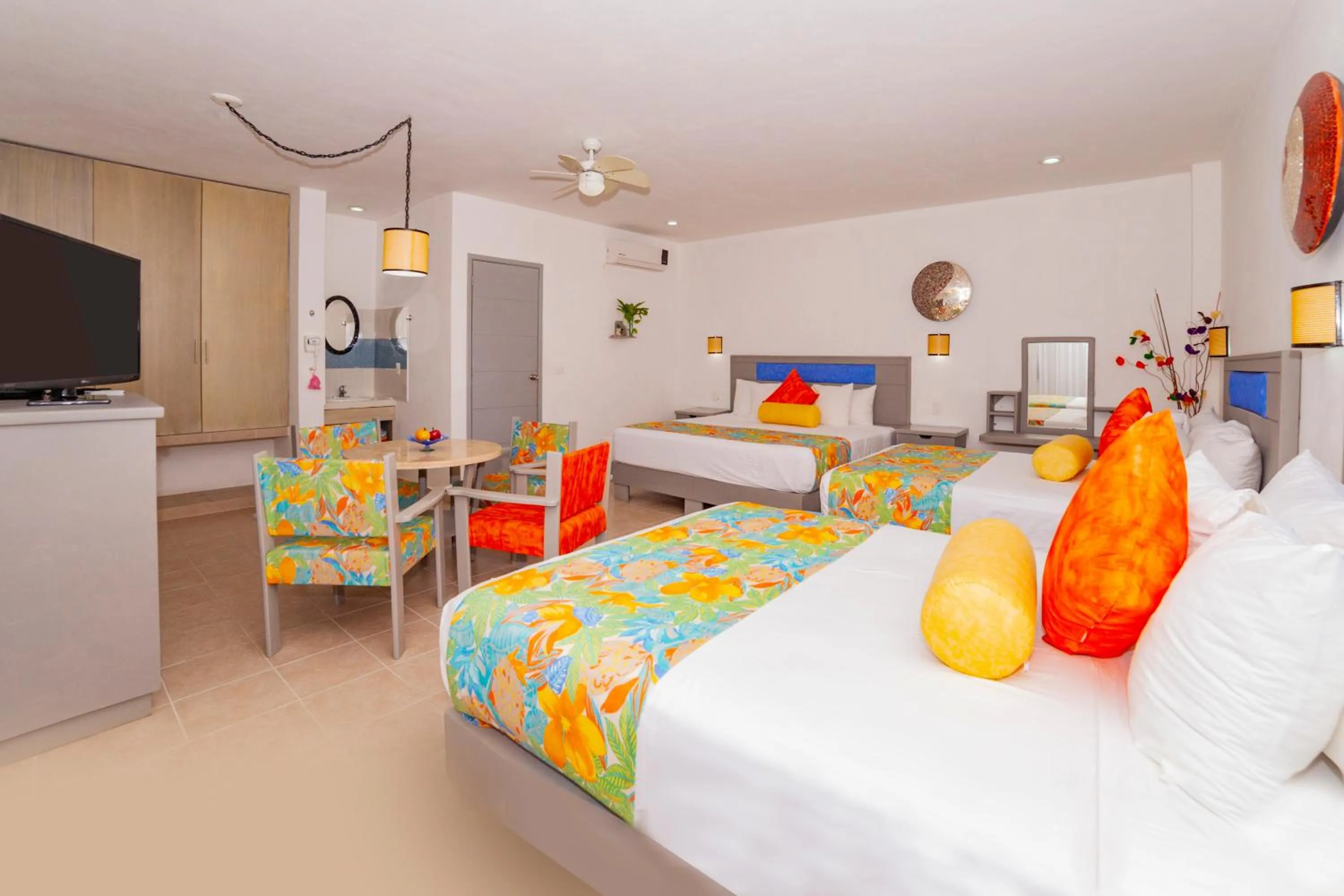 Photo of the whole room, Bed in Mestizo Gallery