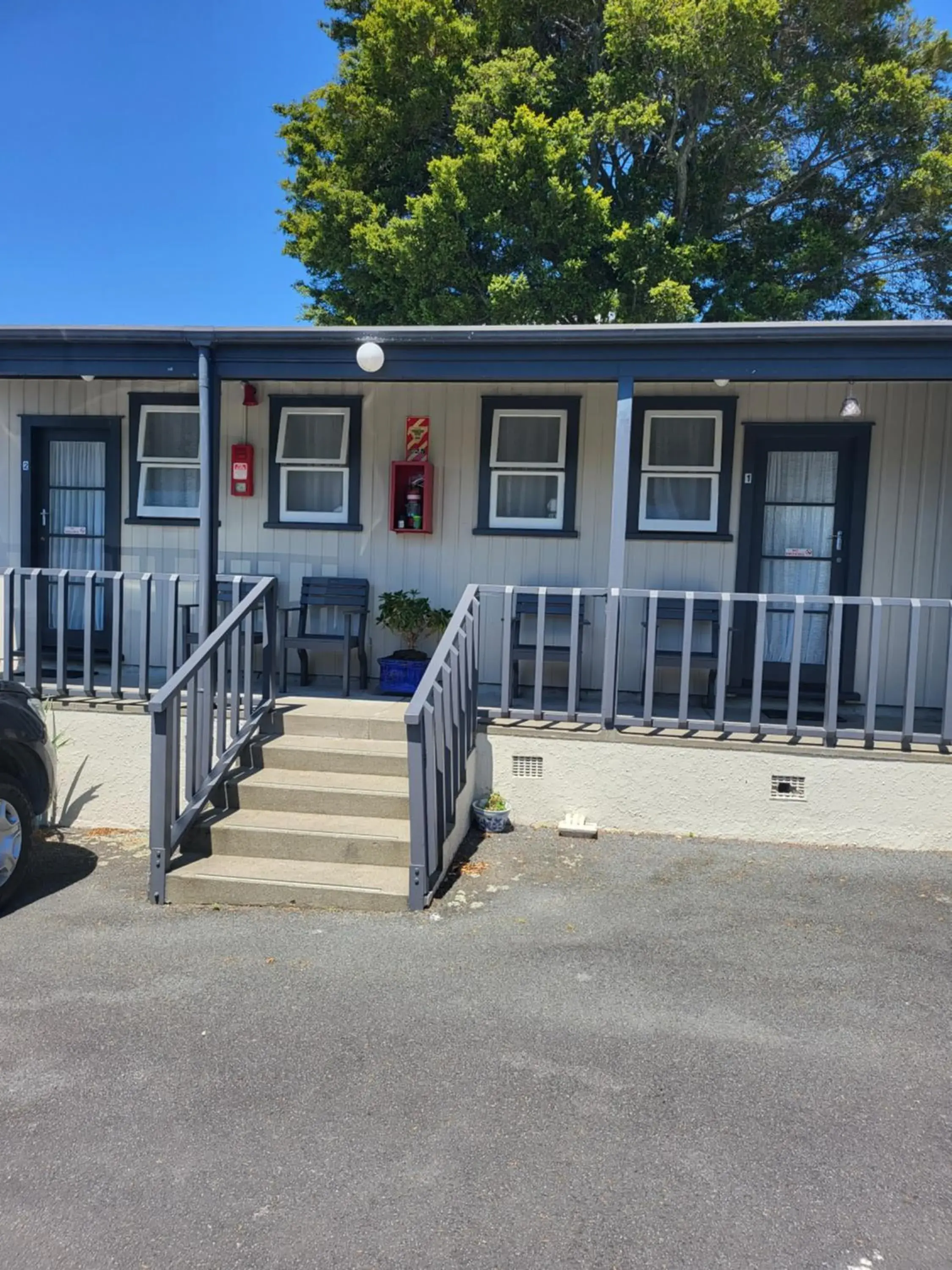 Property building in Totara Lodge Motel Property building in Totara Lodge Motel