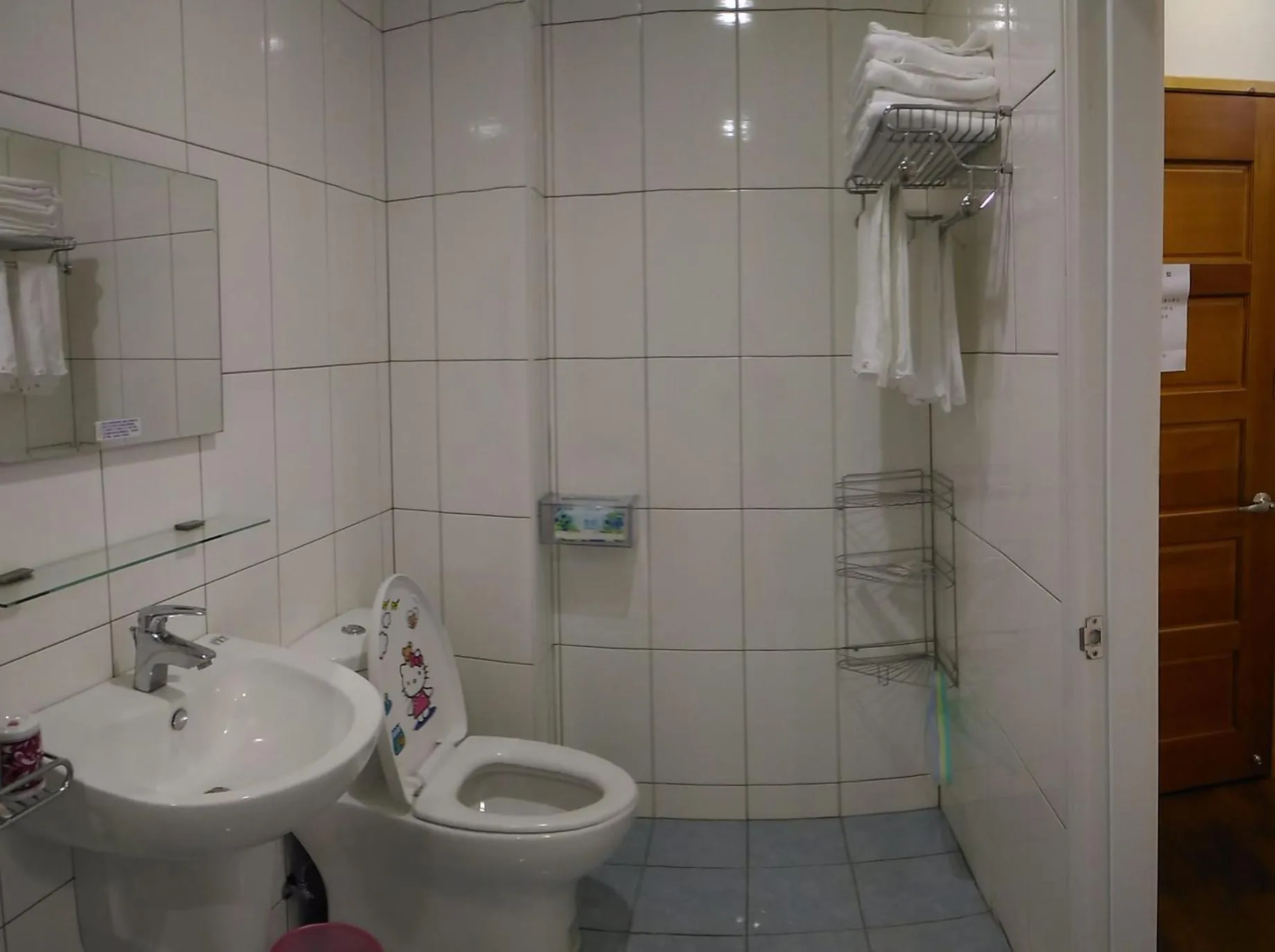 Bathroom in Wooden Man Homestay
