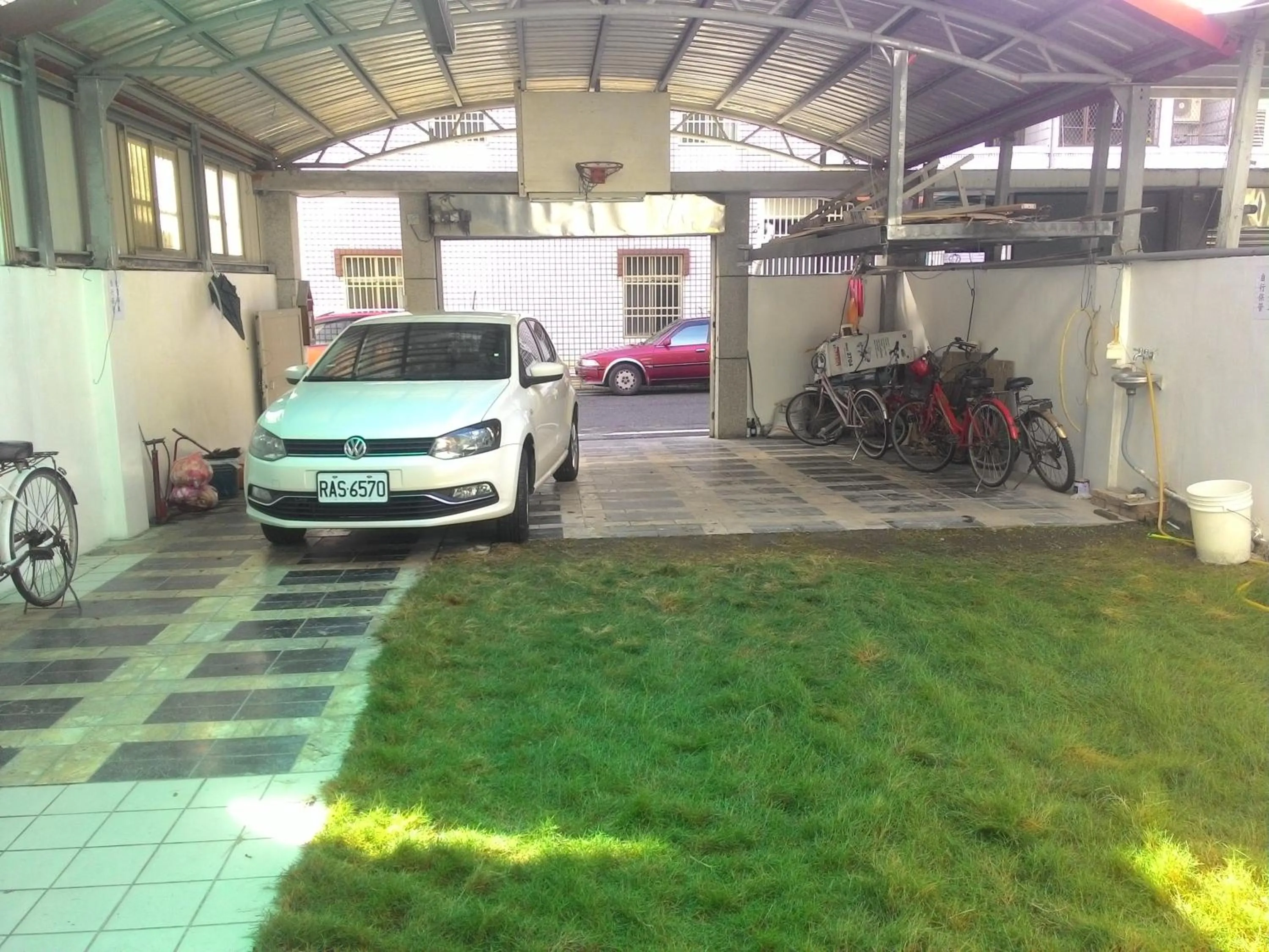 Property building in Wooden Man Homestay