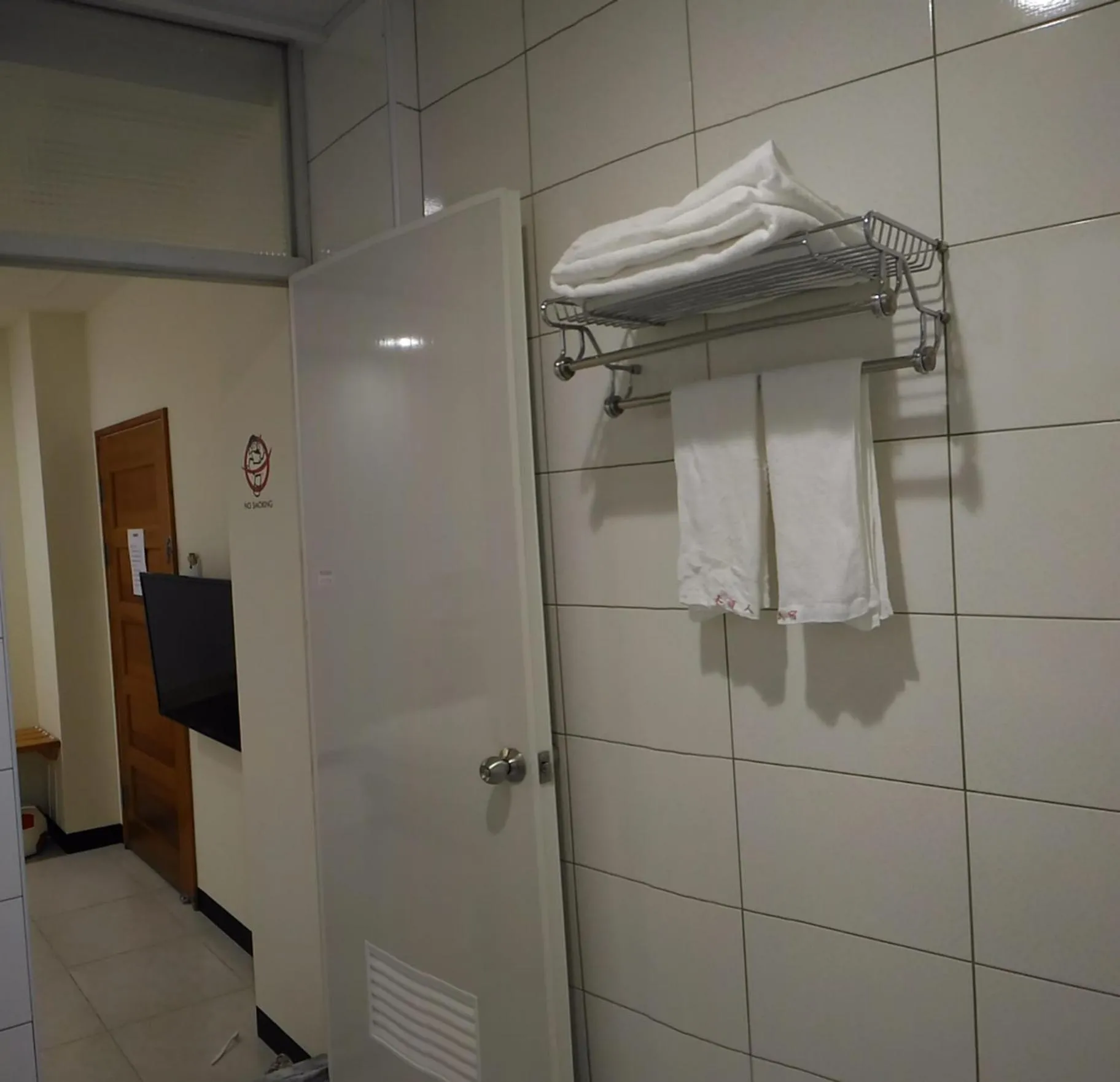 Bathroom in Wooden Man Homestay