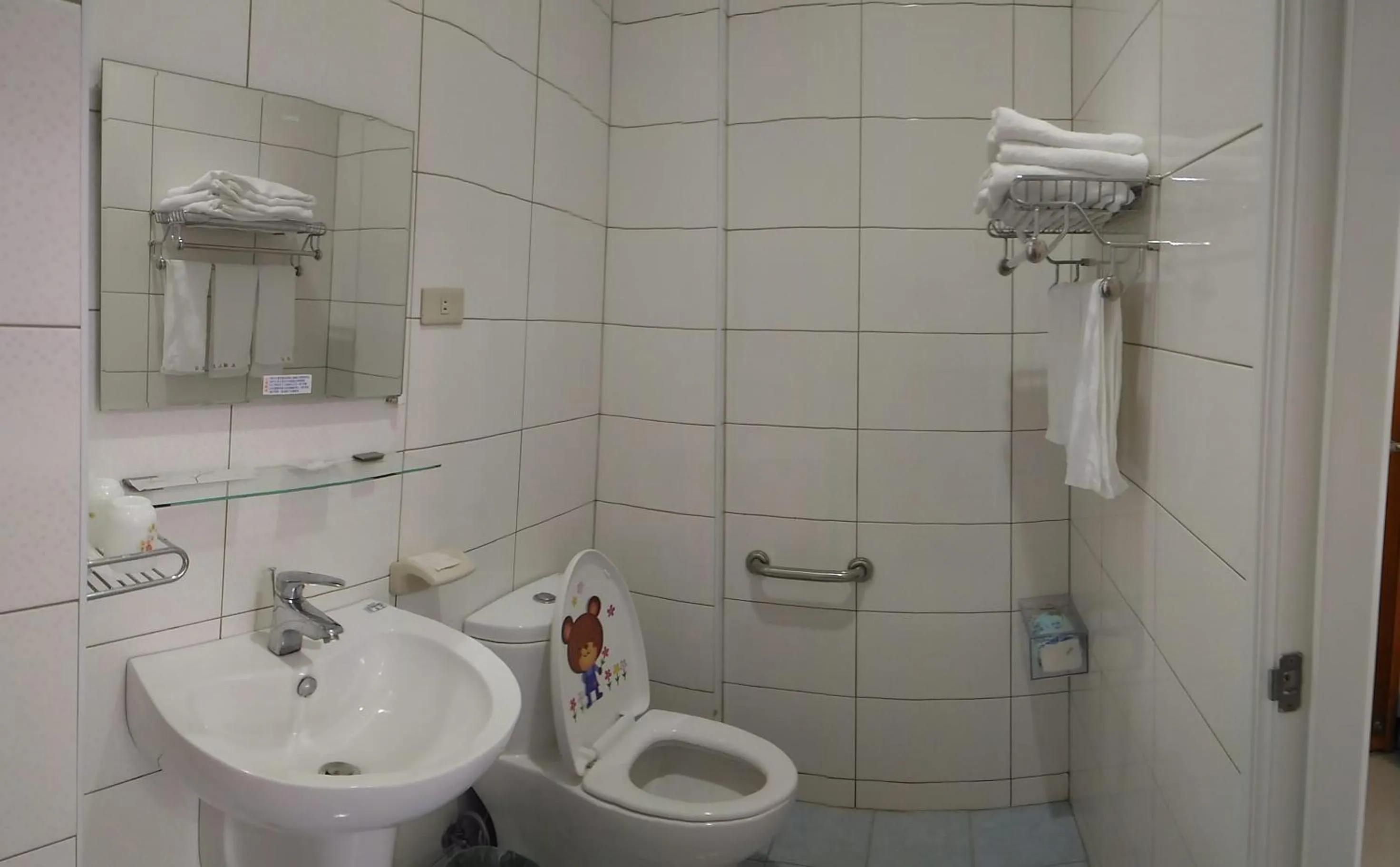 Toilet in Wooden Man Homestay