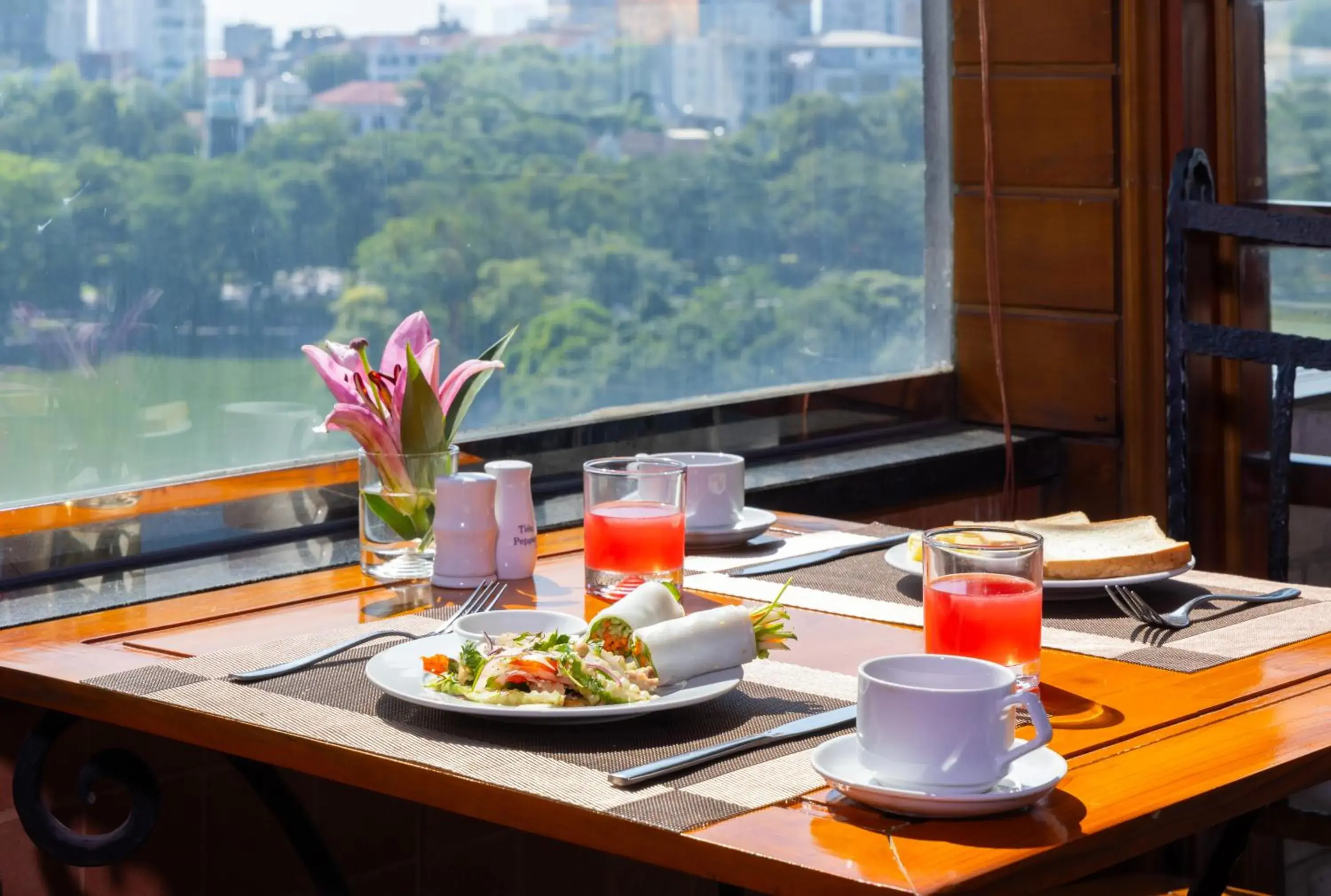 Breakfast in Centre Point Hanoi Hotel Breakfast in Centre Point Hanoi Hotel