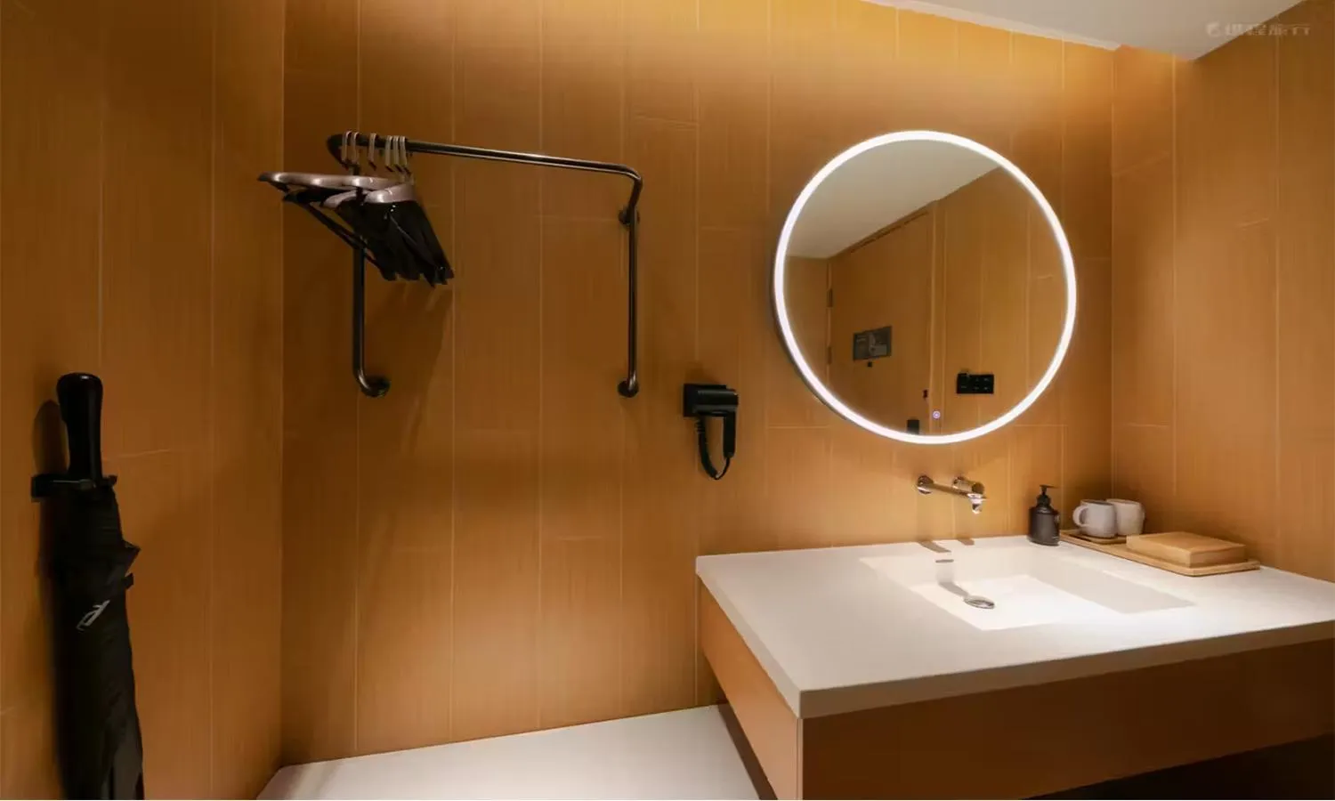 Toilet in JI Hotel Beijing West Railway Station Lize Business District