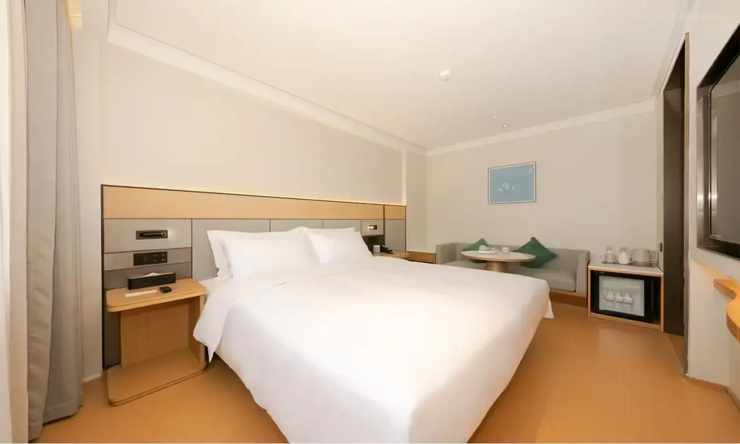 Bedroom, Bed in JI Hotel Beijing West Railway Station Lize Business District Bedroom, Bed in JI Hotel Beijing West Railway Station Lize Business District