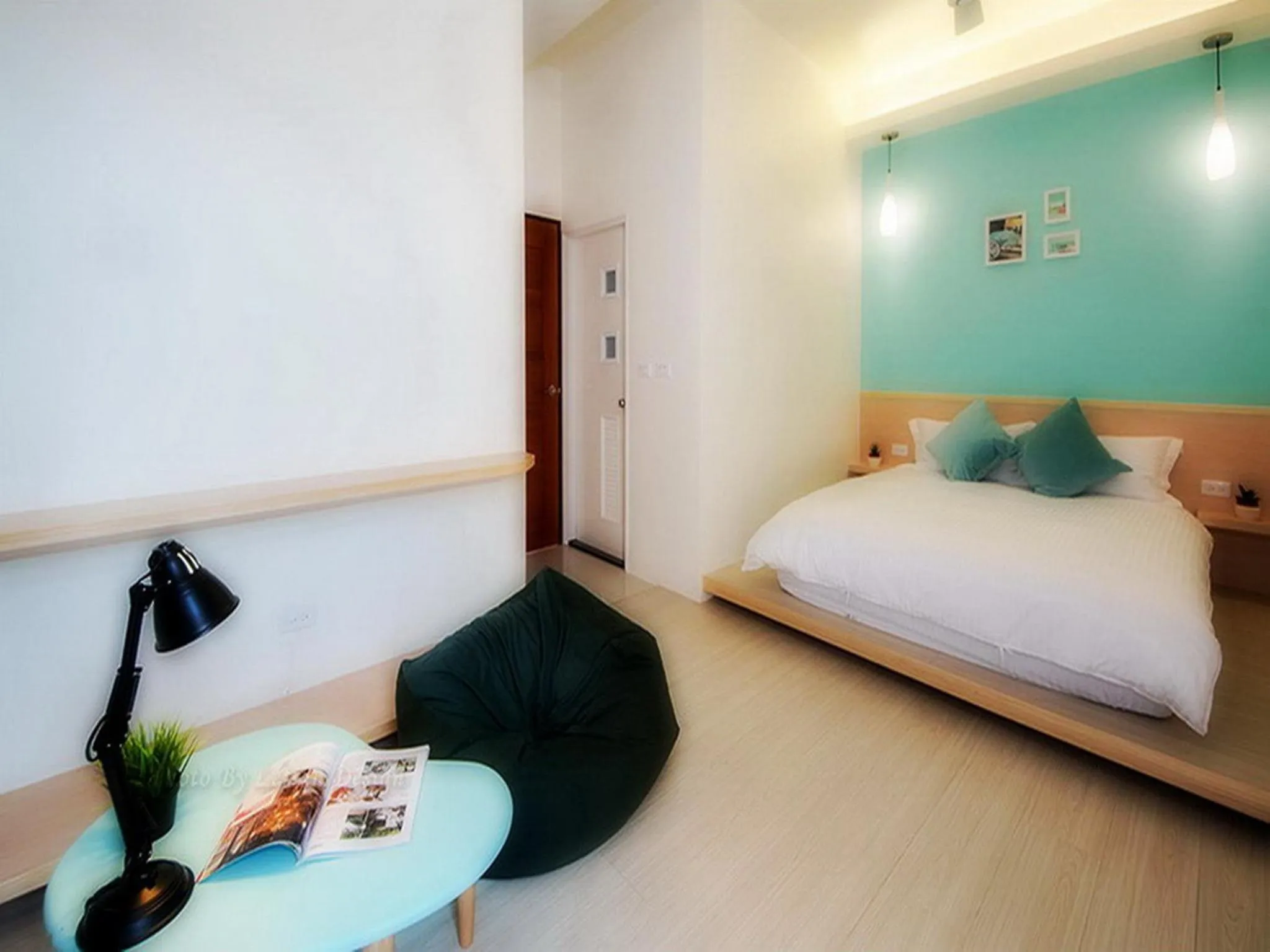 TV and multimedia, Bed in 極簡旅行民宿 Simple Travel B&B