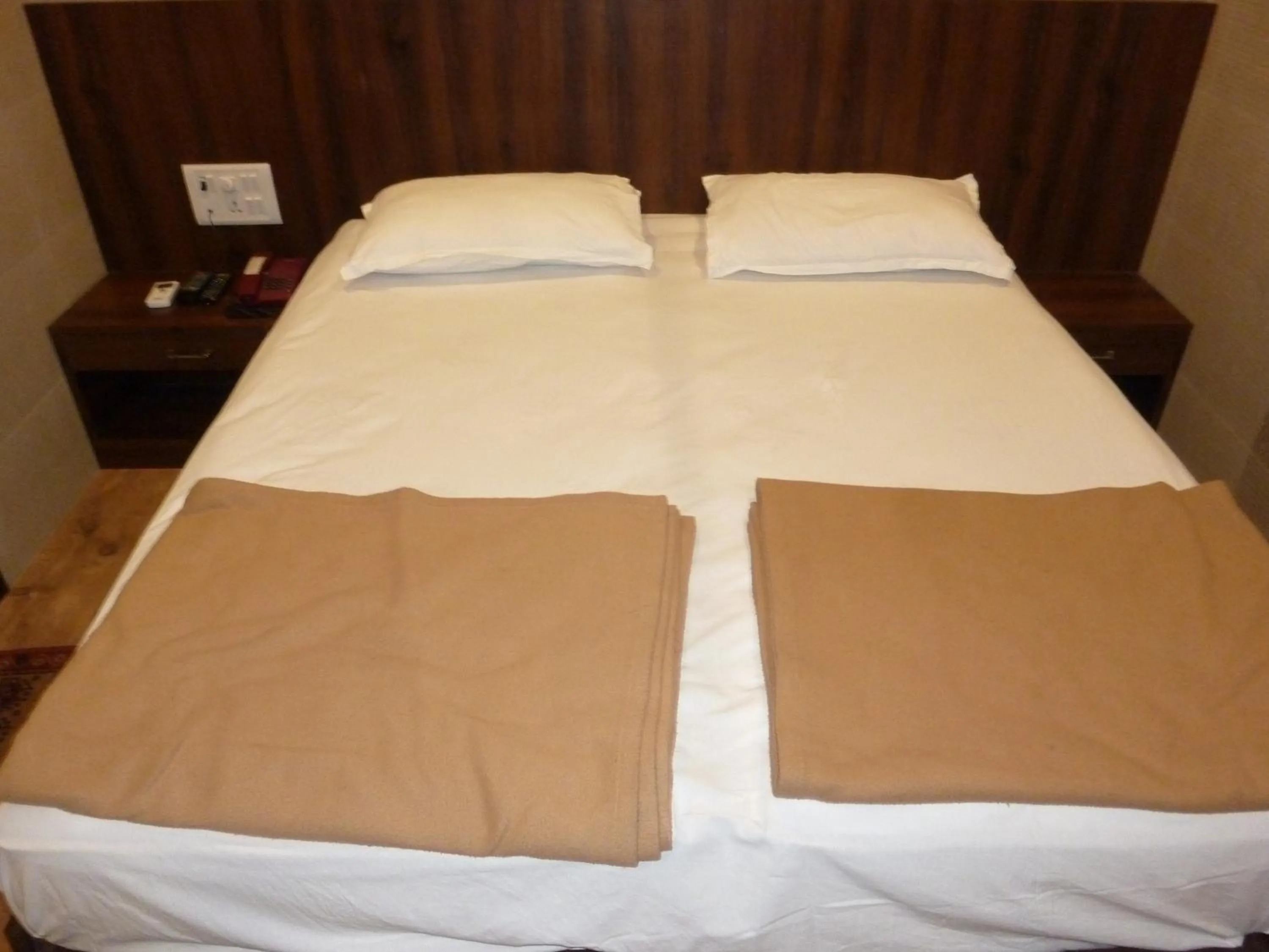 Bedroom, Bed in Hotel Regal Palace