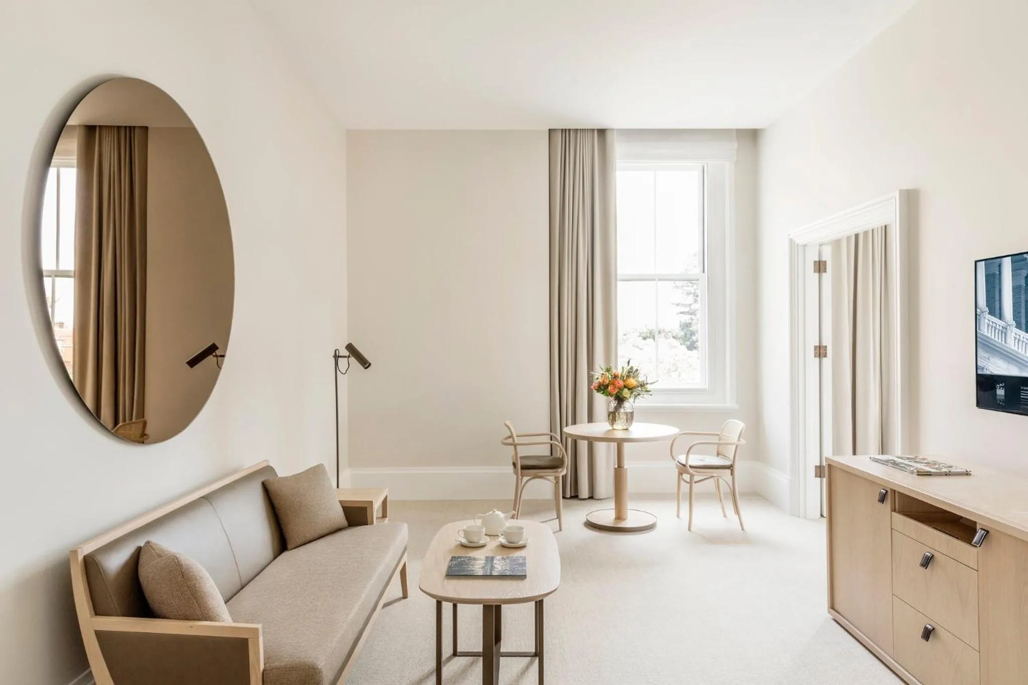 Photo of the whole room in COMO The Treasury