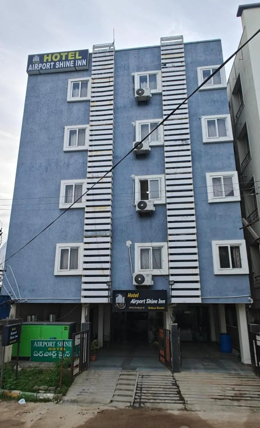 Hotel Airport Shine Inn