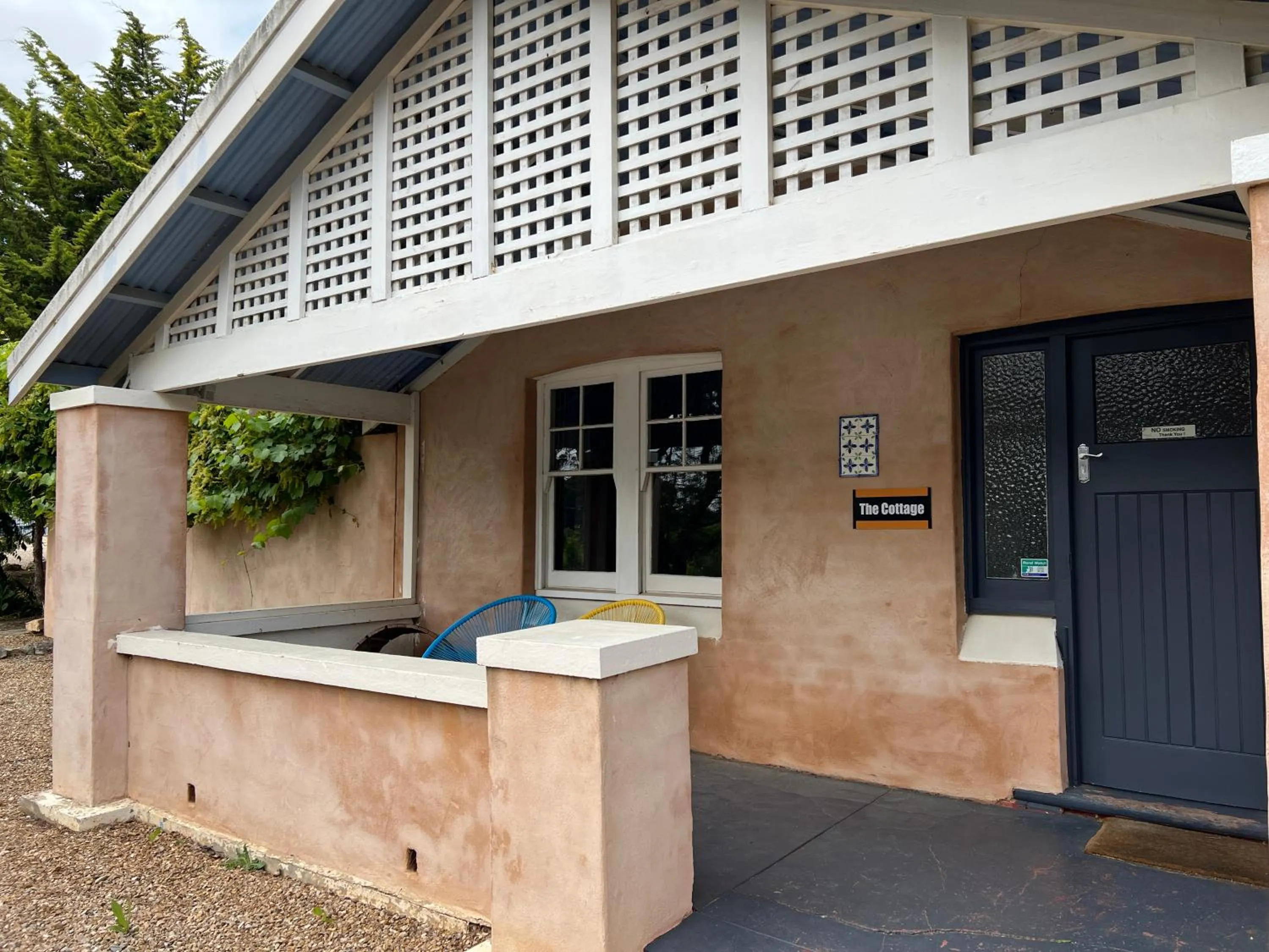 Facade/entrance in Bella Cosa