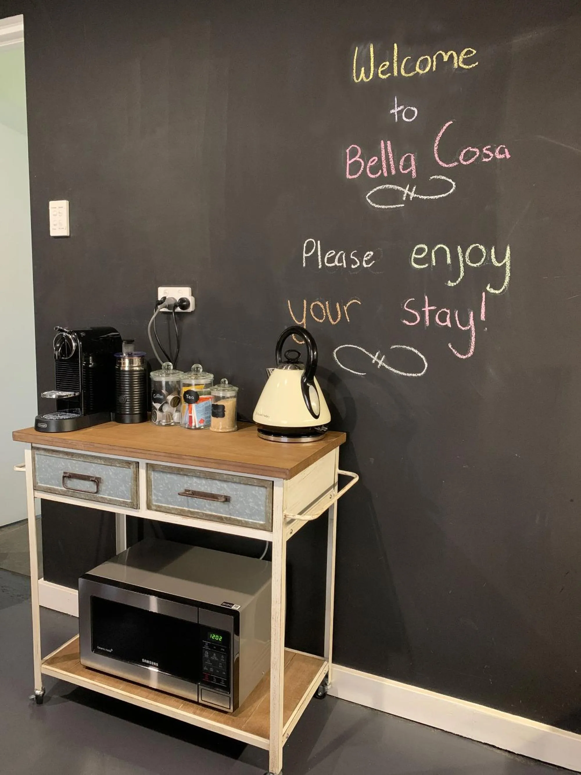 Coffee/tea facilities in Bella Cosa