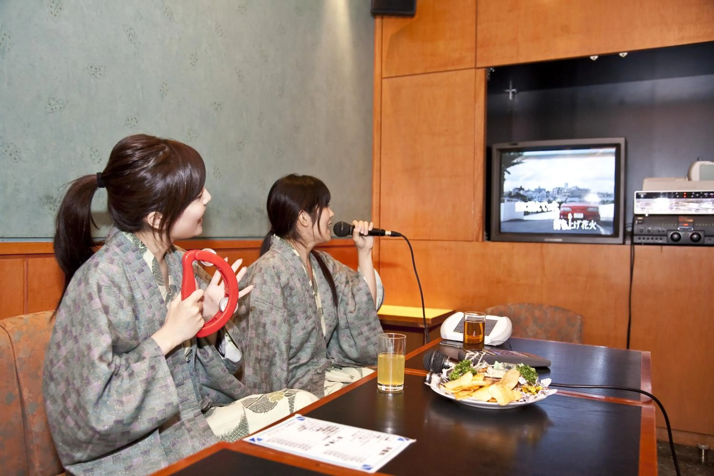 Karaoke in Minakami Hotel Juraku