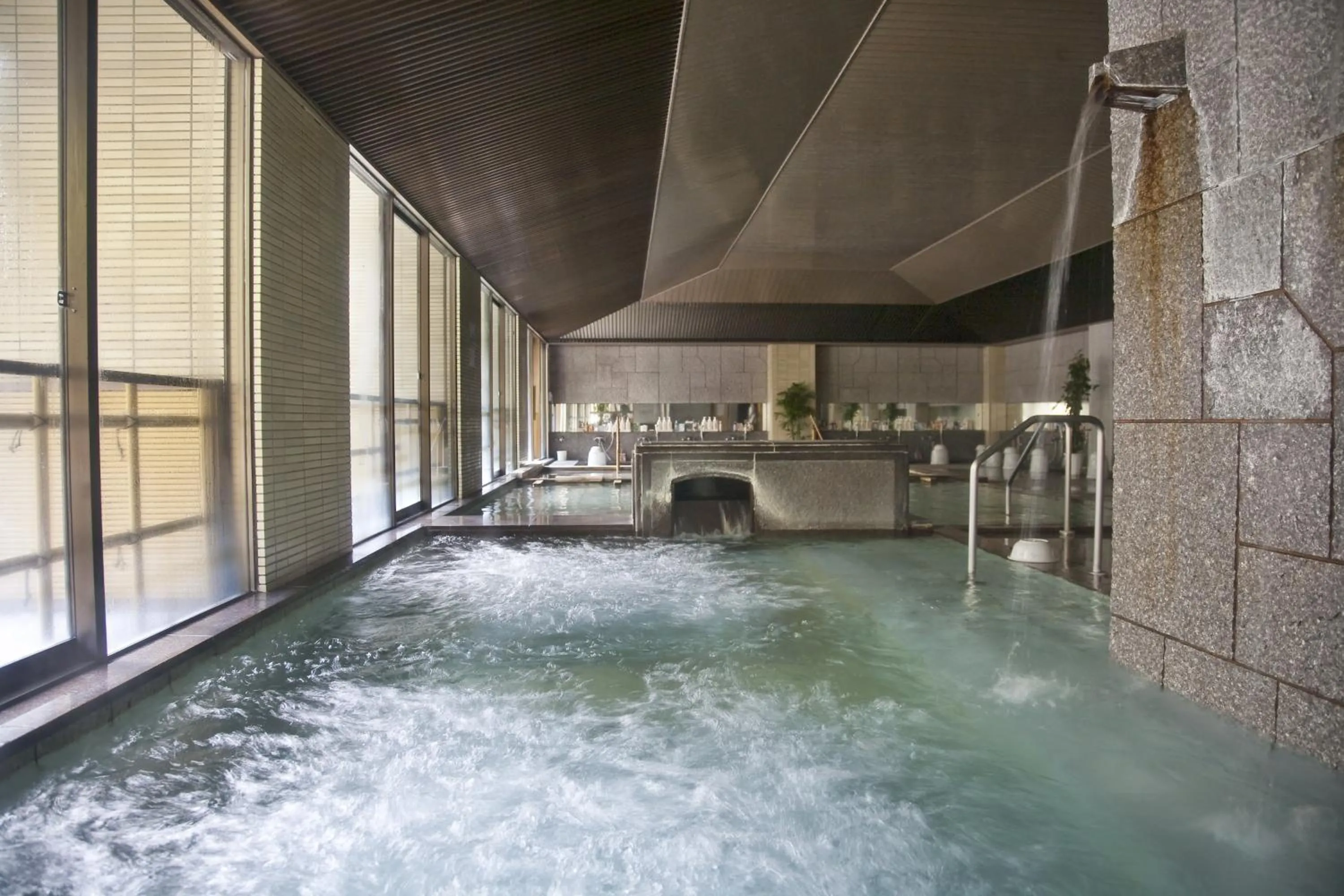 Hot Spring Bath in Minakami Hotel Juraku