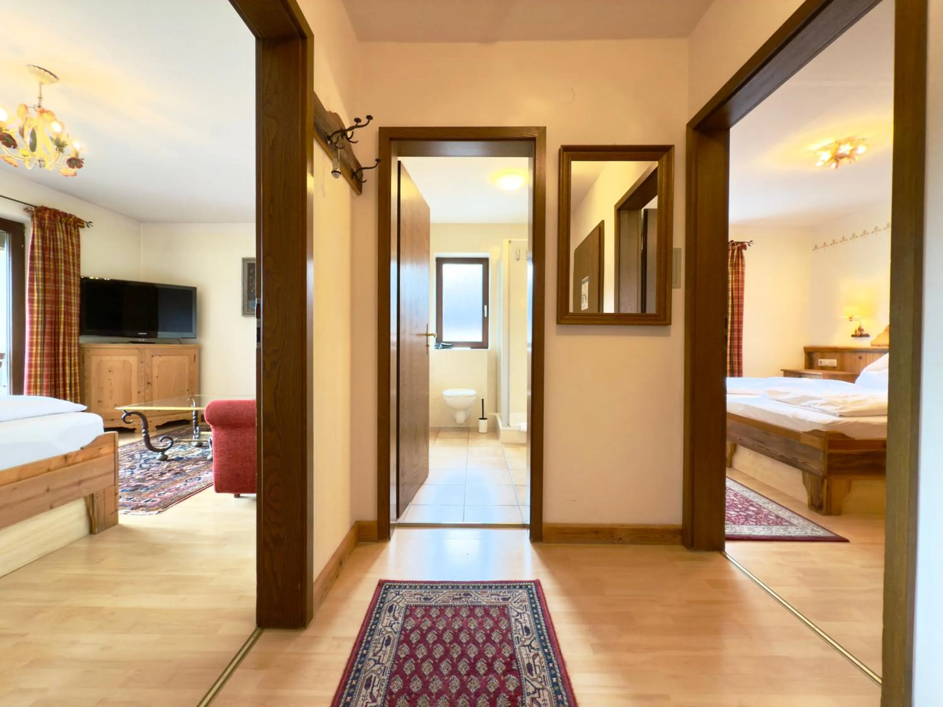 Toilet, Bed in Hotel Forsthaus Oberau