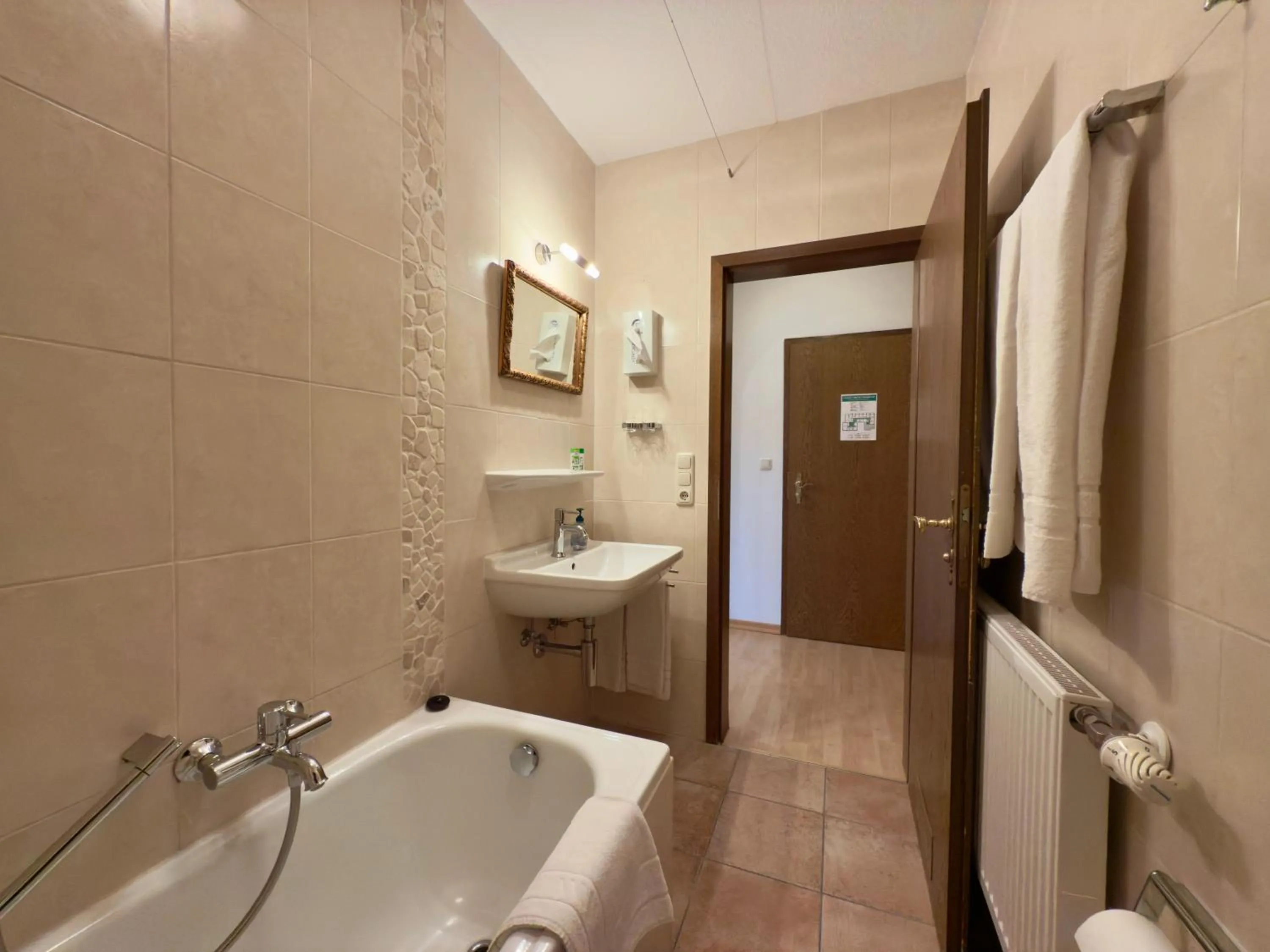 Bathroom in Hotel Forsthaus Oberau
