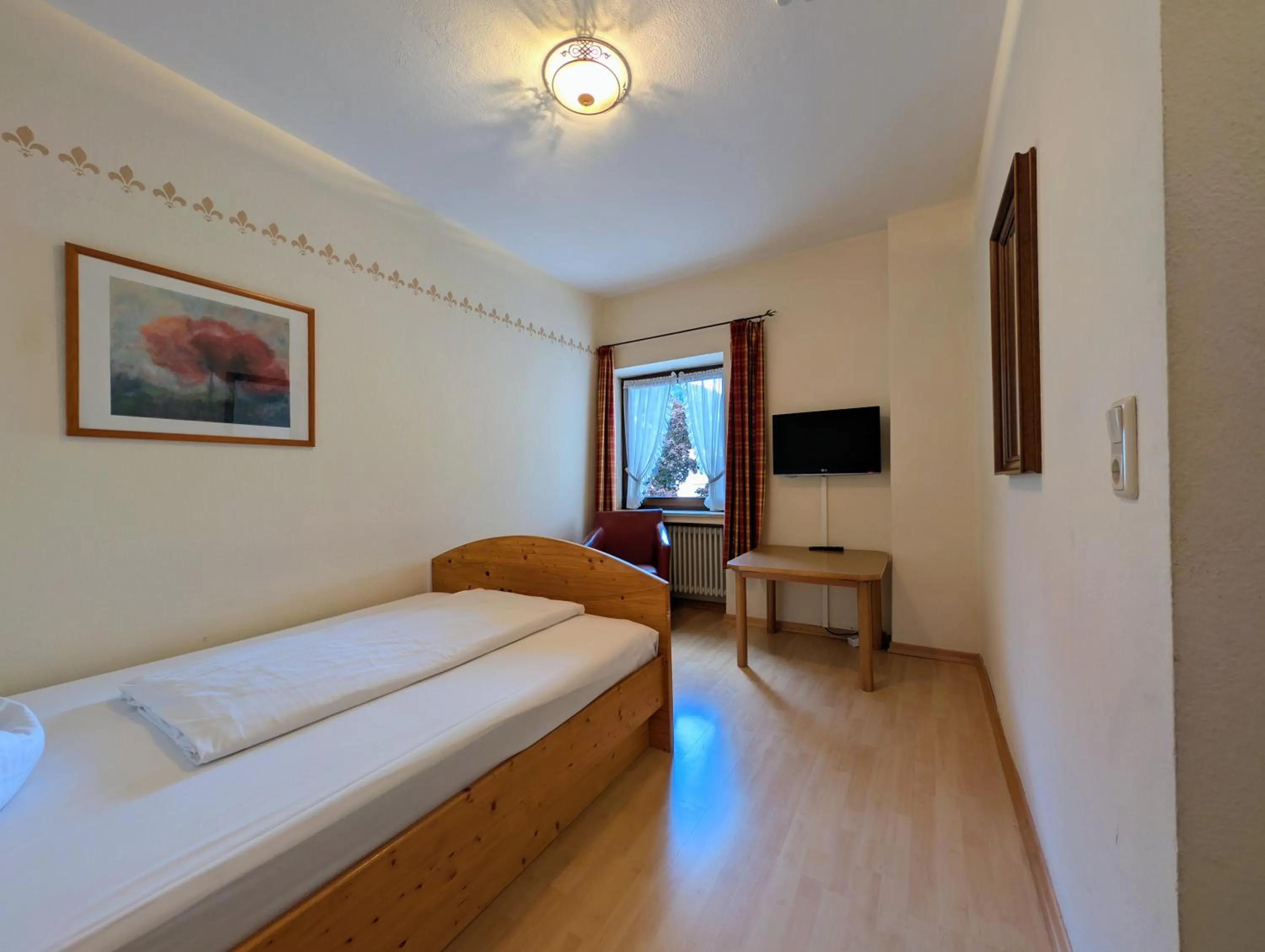 Patio, Bed in Hotel Forsthaus Oberau