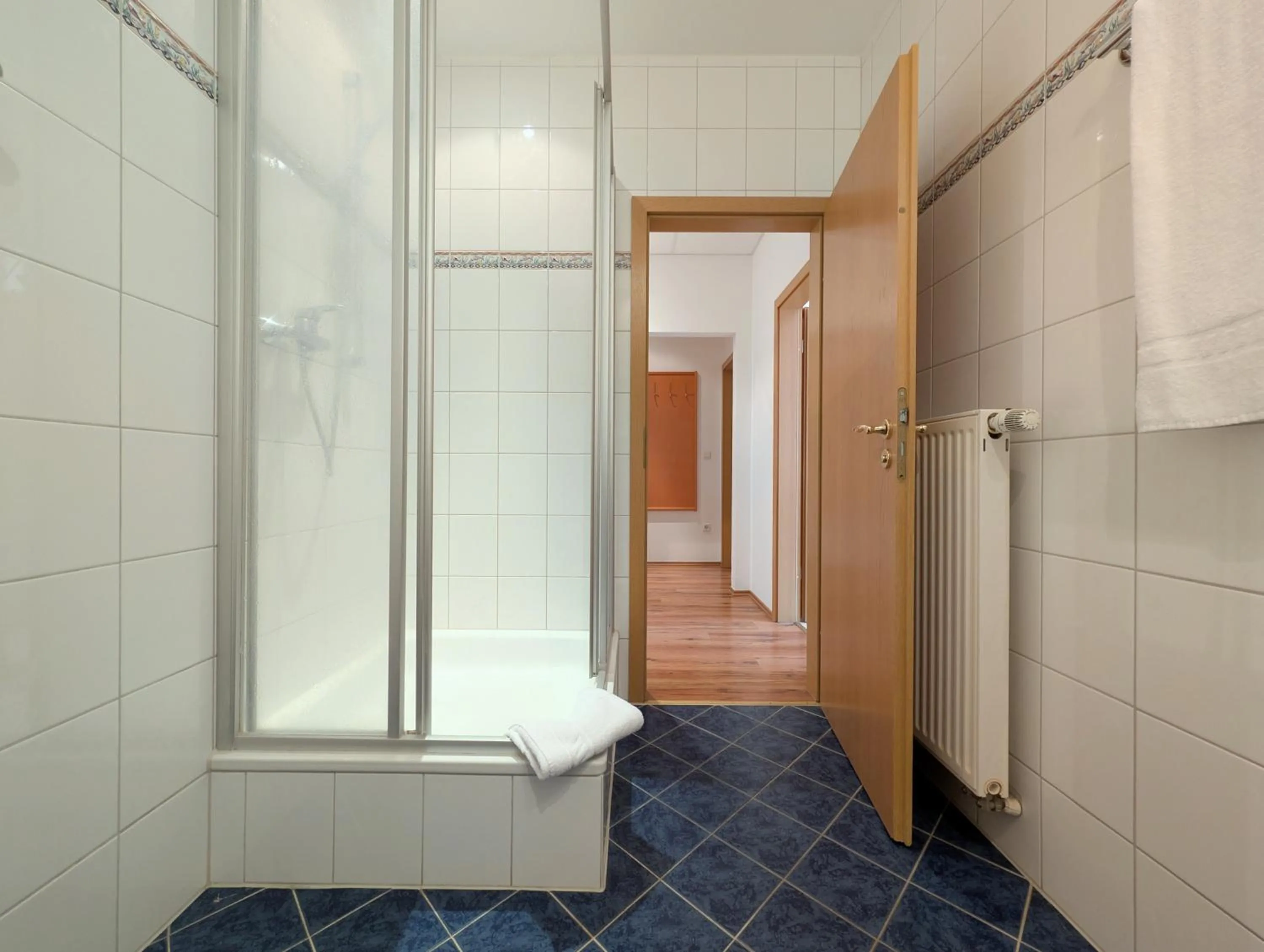 Shower in Hotel Forsthaus Oberau