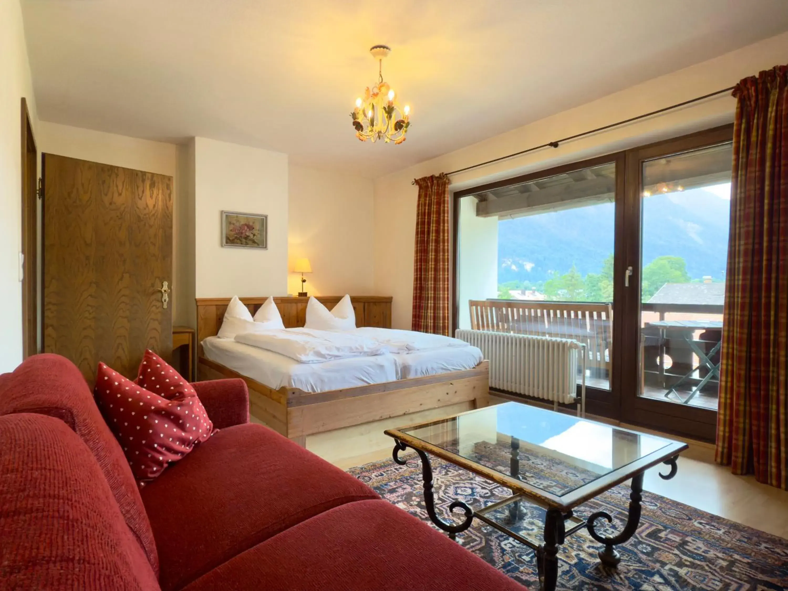 Family Room with Balcony in Hotel Forsthaus Oberau Family Room with Balcony in Hotel Forsthaus Oberau