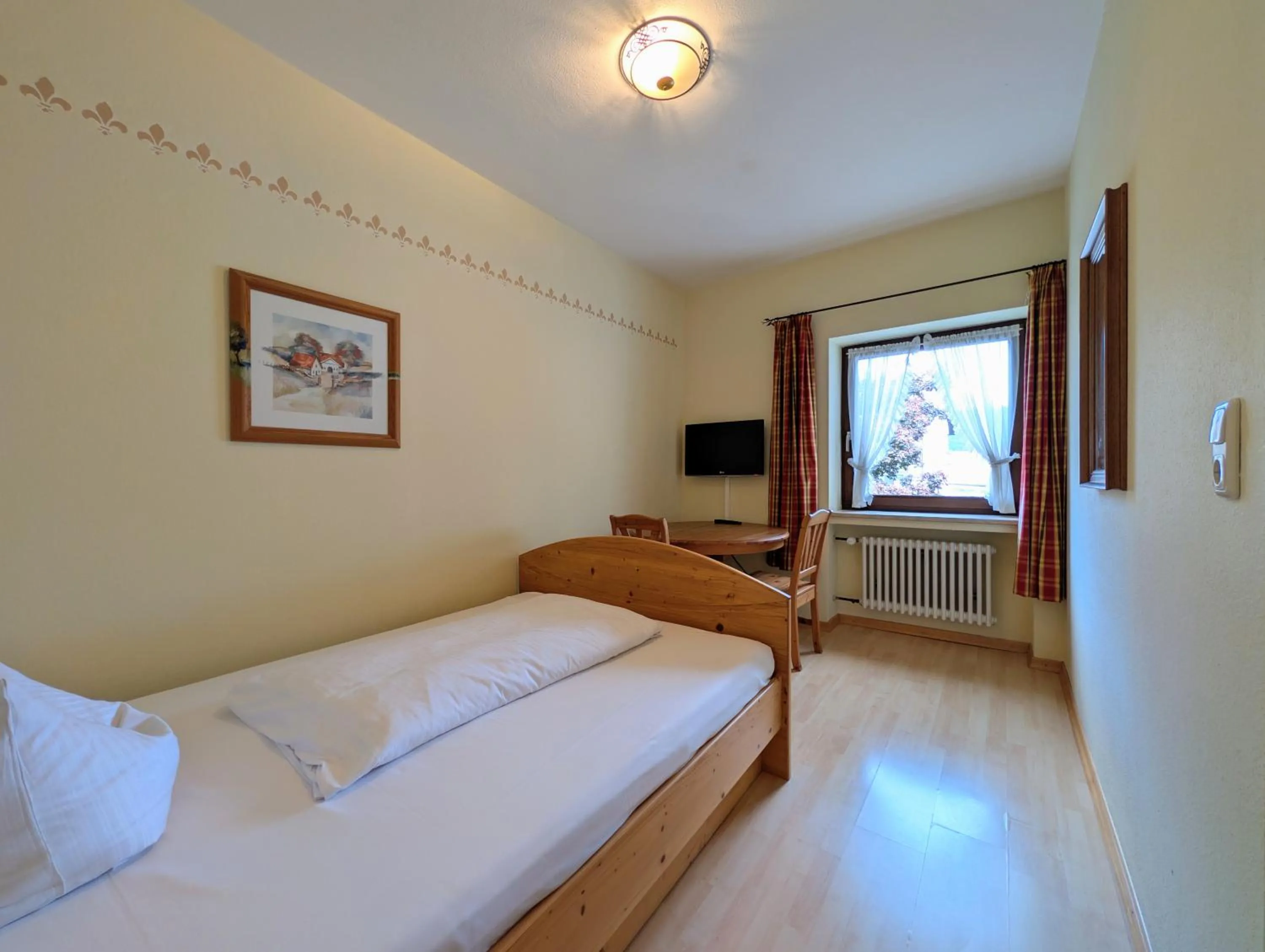 Patio, Bed in Hotel Forsthaus Oberau