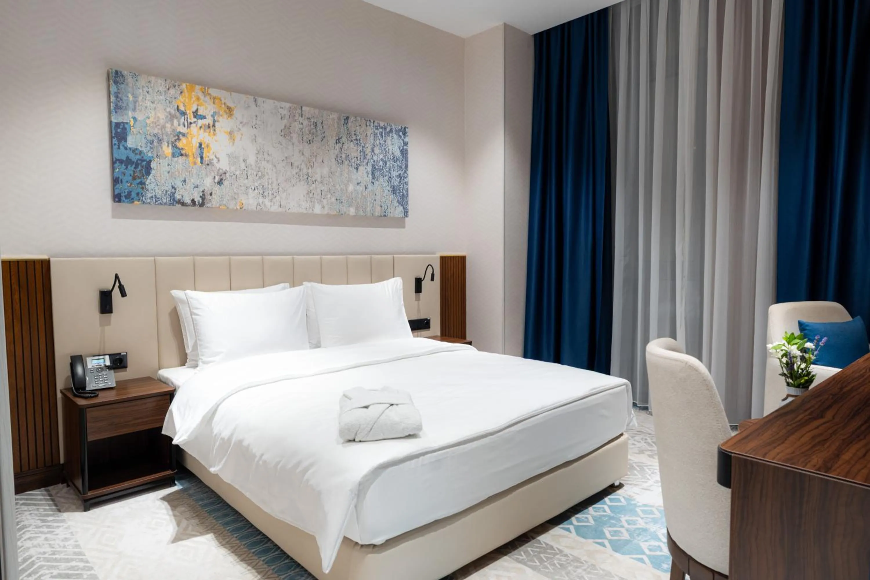 Deluxe Double Room with Balcony in Fergana Hotel Tashkent