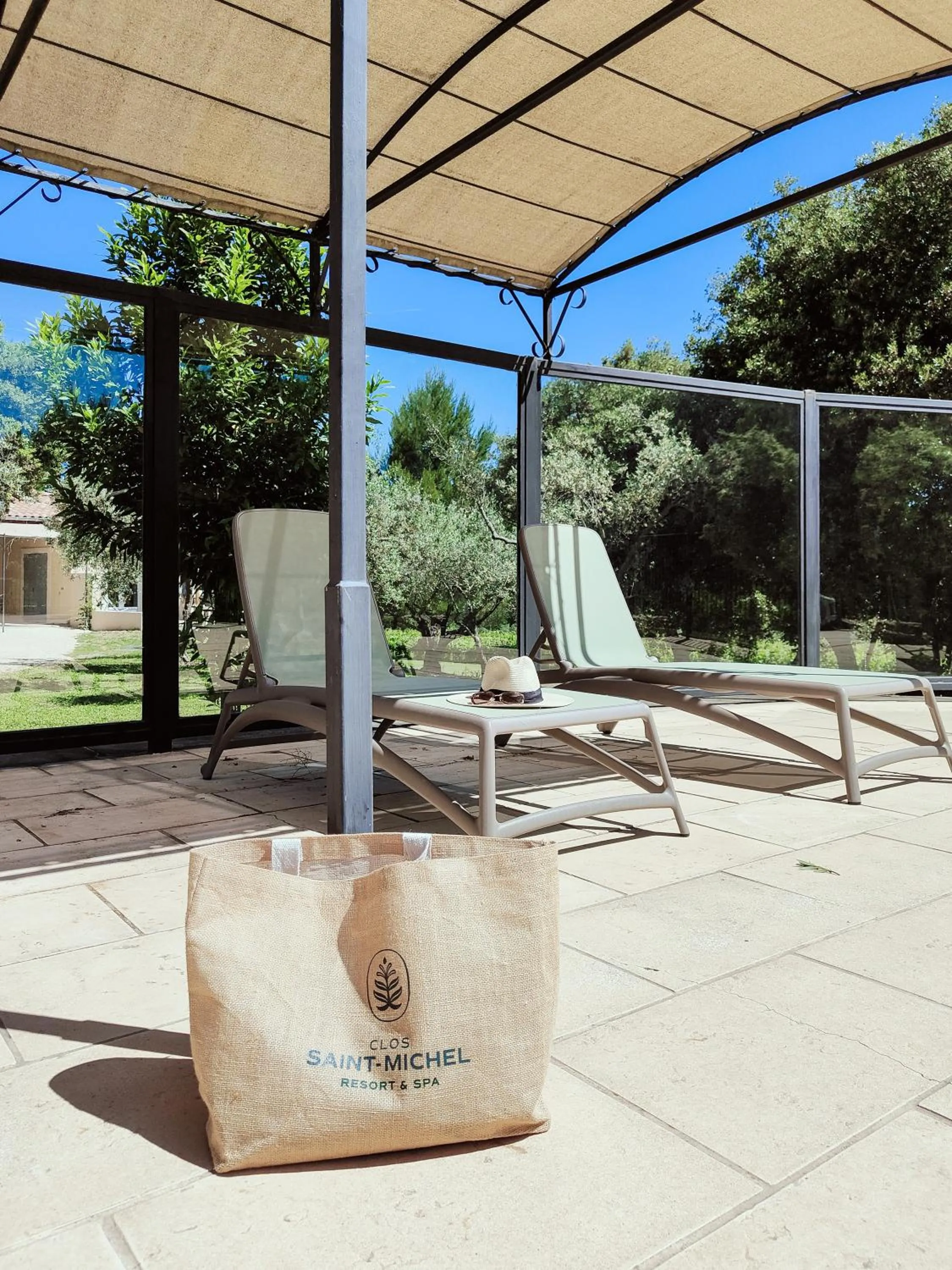 Swimming pool in Clos Saint-Michel Resort & Spa