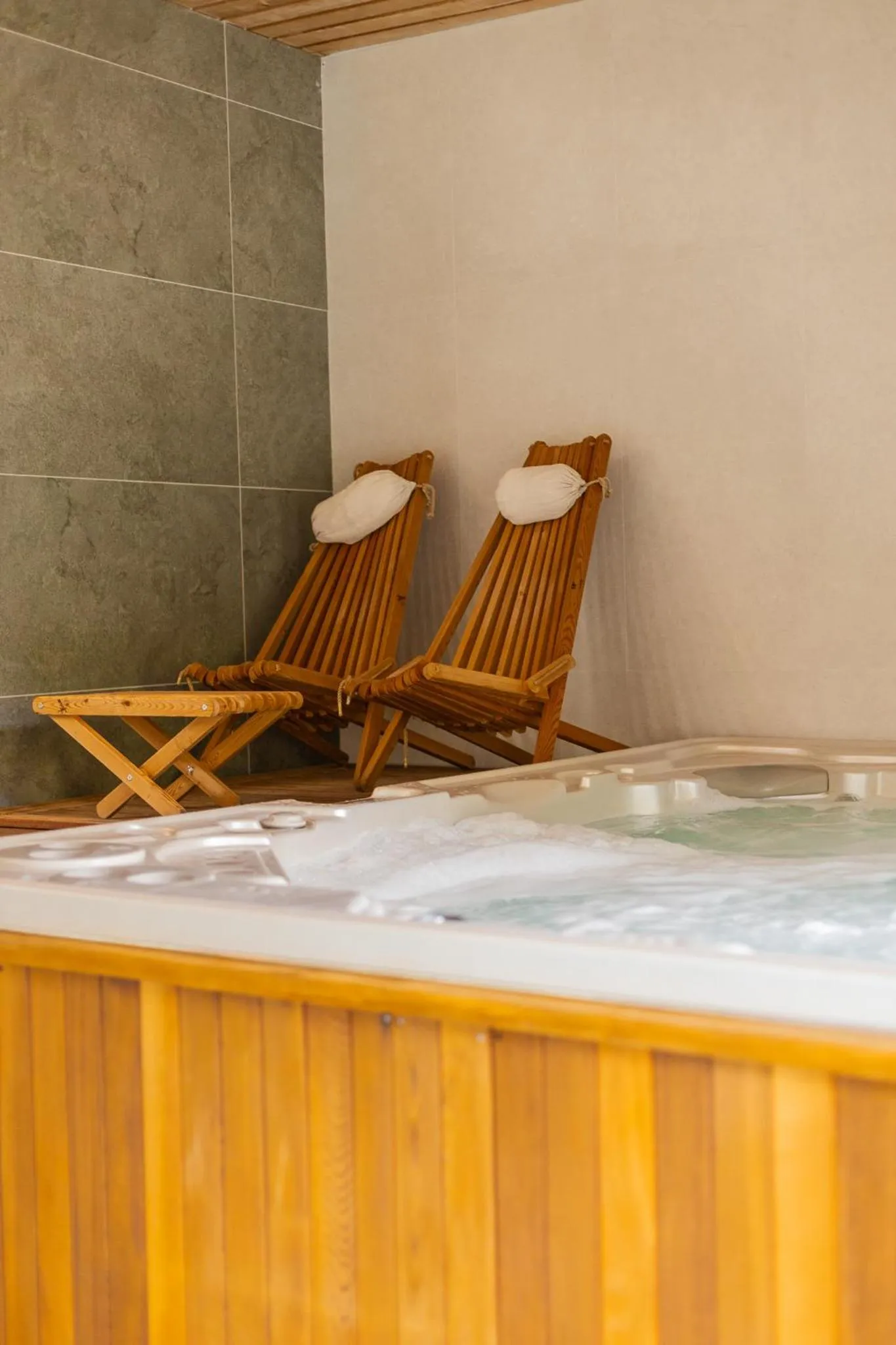 Spa and wellness centre/facilities in Clos Saint-Michel Resort & Spa