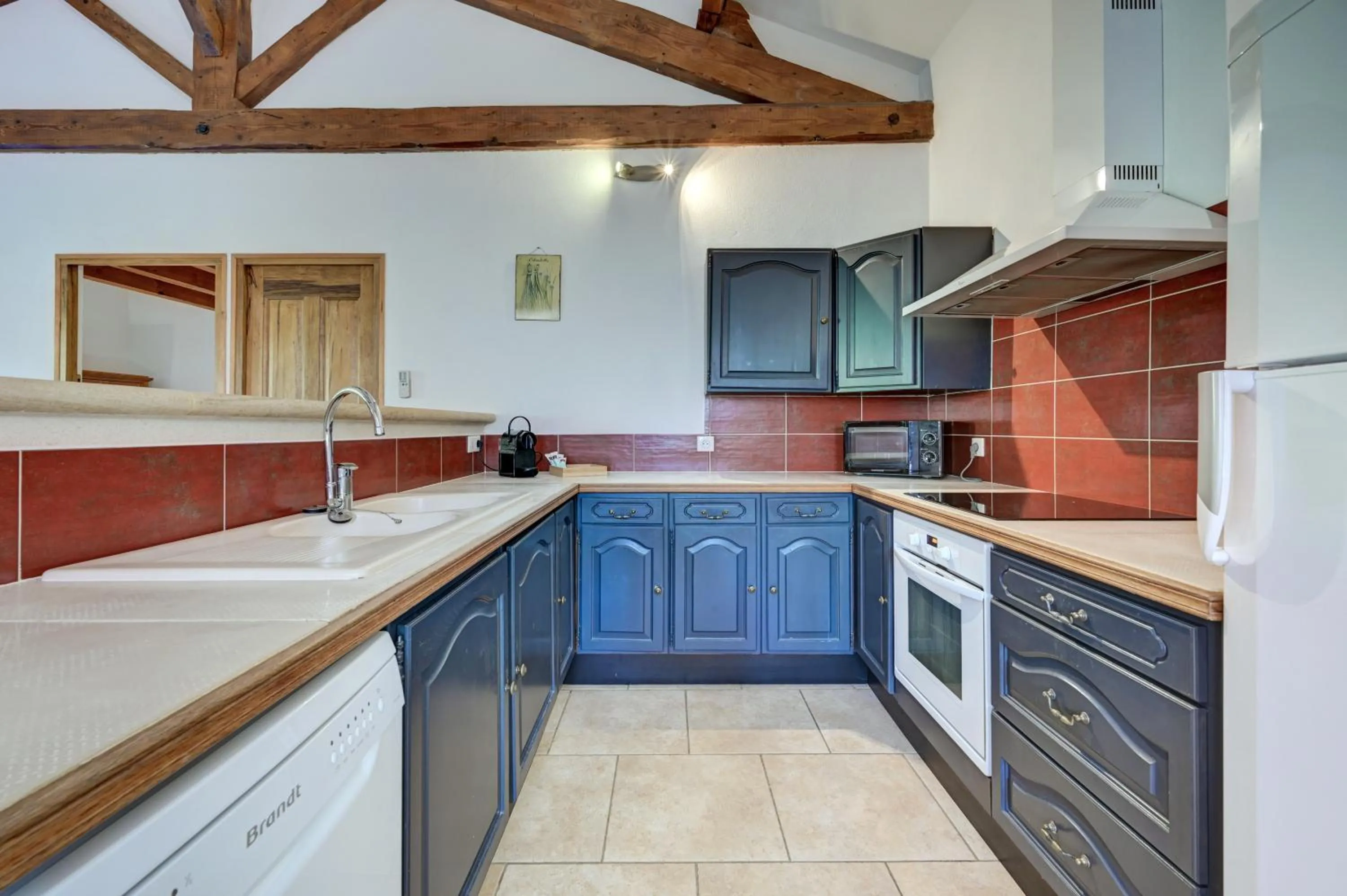 stove in Clos Saint-Michel Resort & Spa