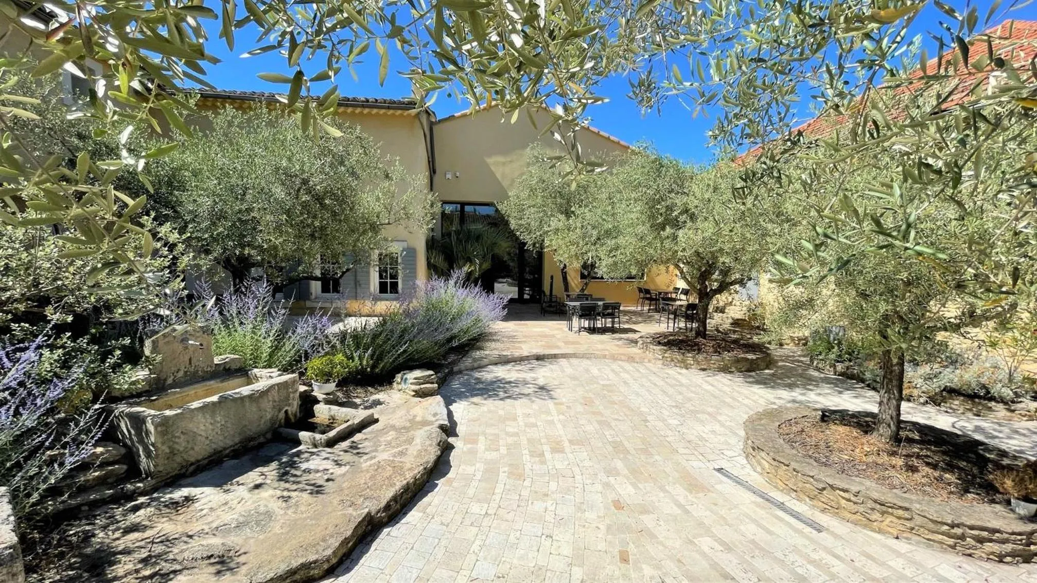 Property building in Clos Saint-Michel Resort & Spa