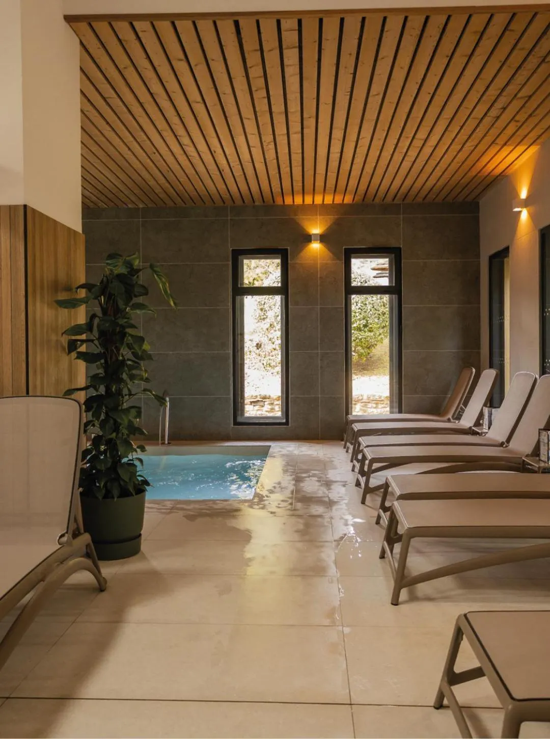 Spa and wellness centre/facilities in Clos Saint-Michel Resort & Spa