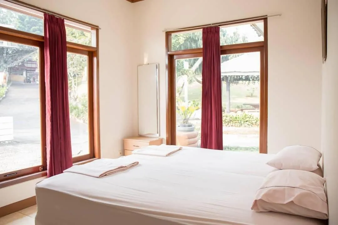 Bedroom, Bed in Villa Tjokro