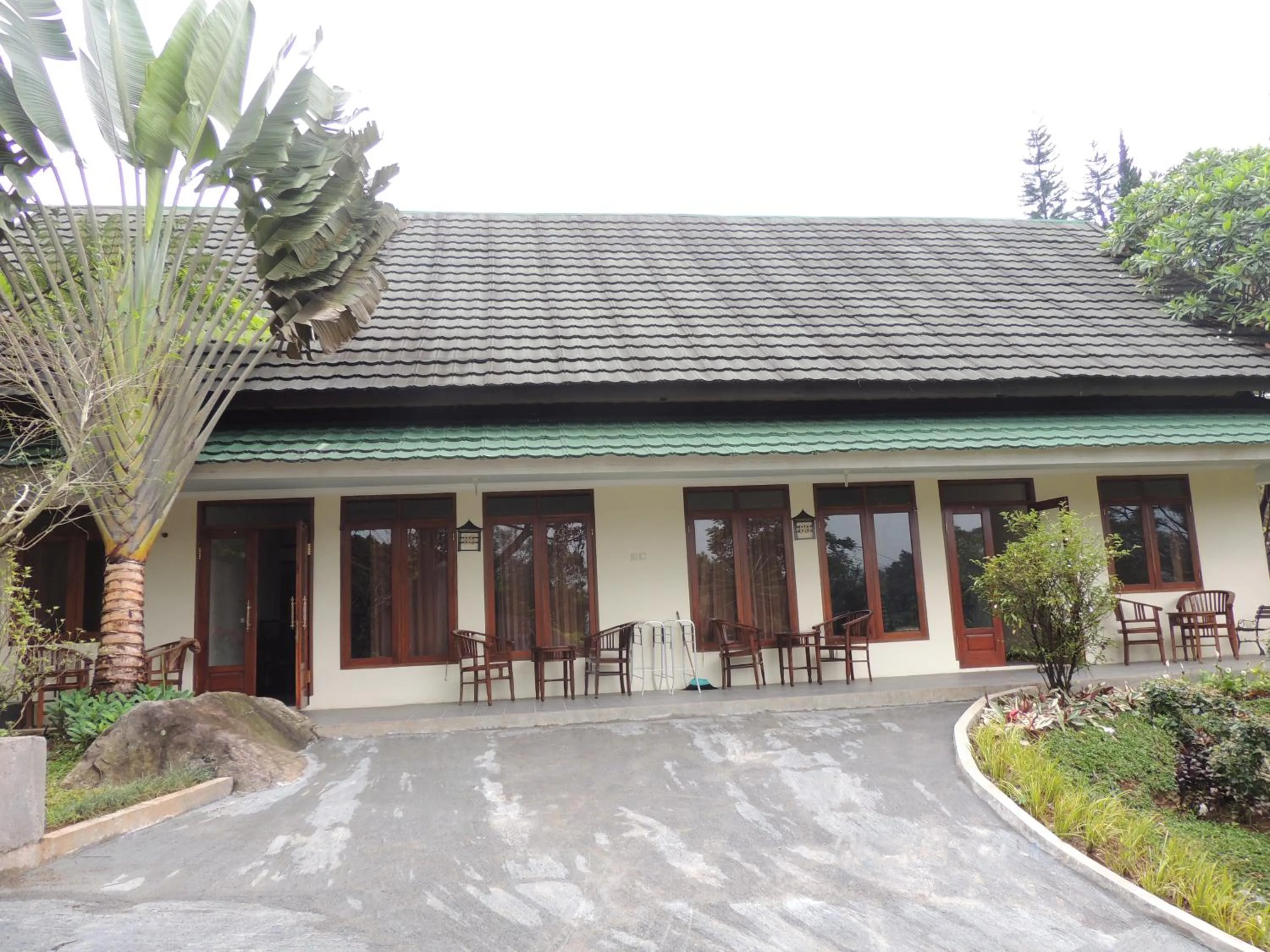 Property building in Villa Tjokro