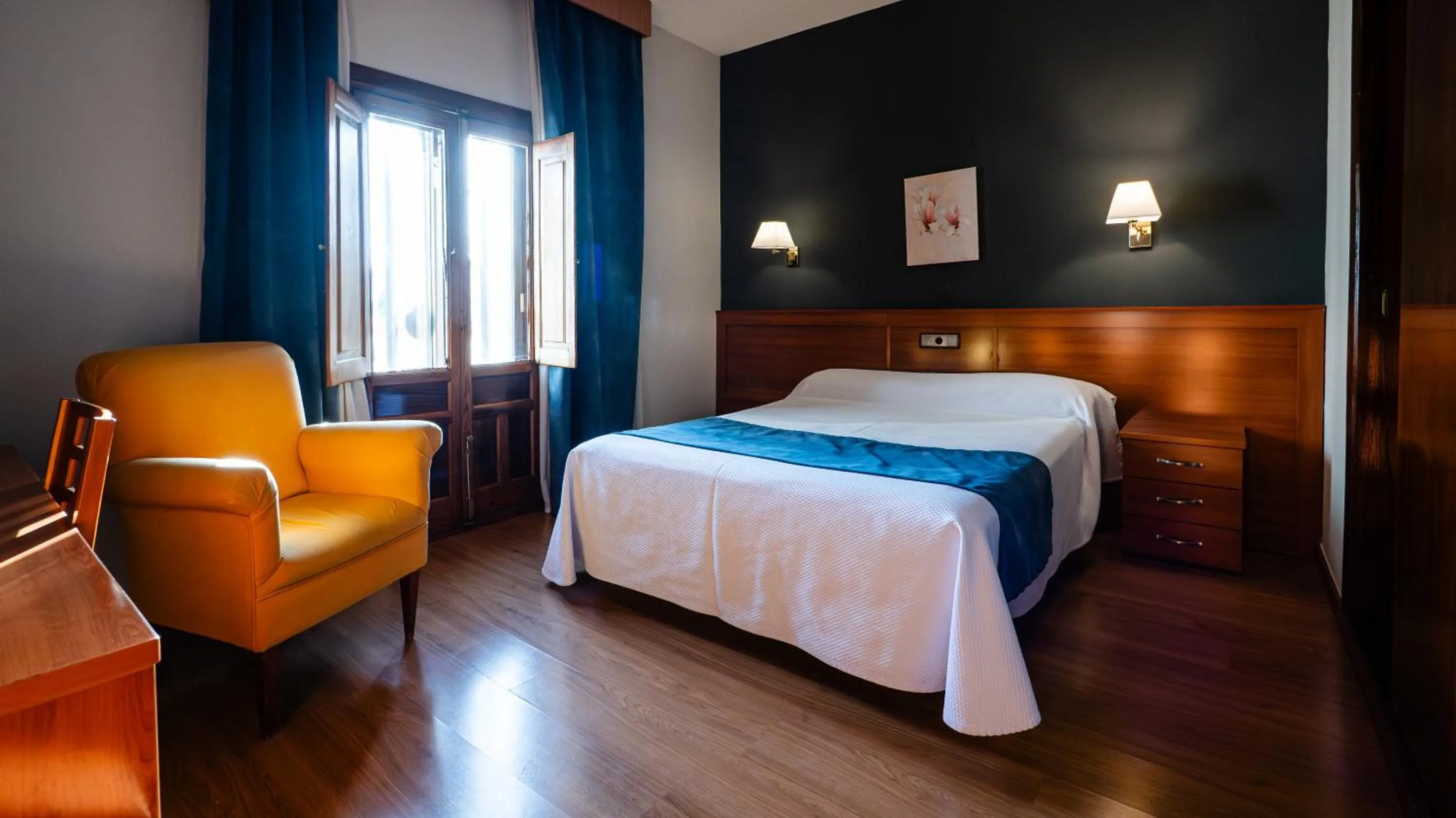 wedding, Bed in Hotel Zodiaco