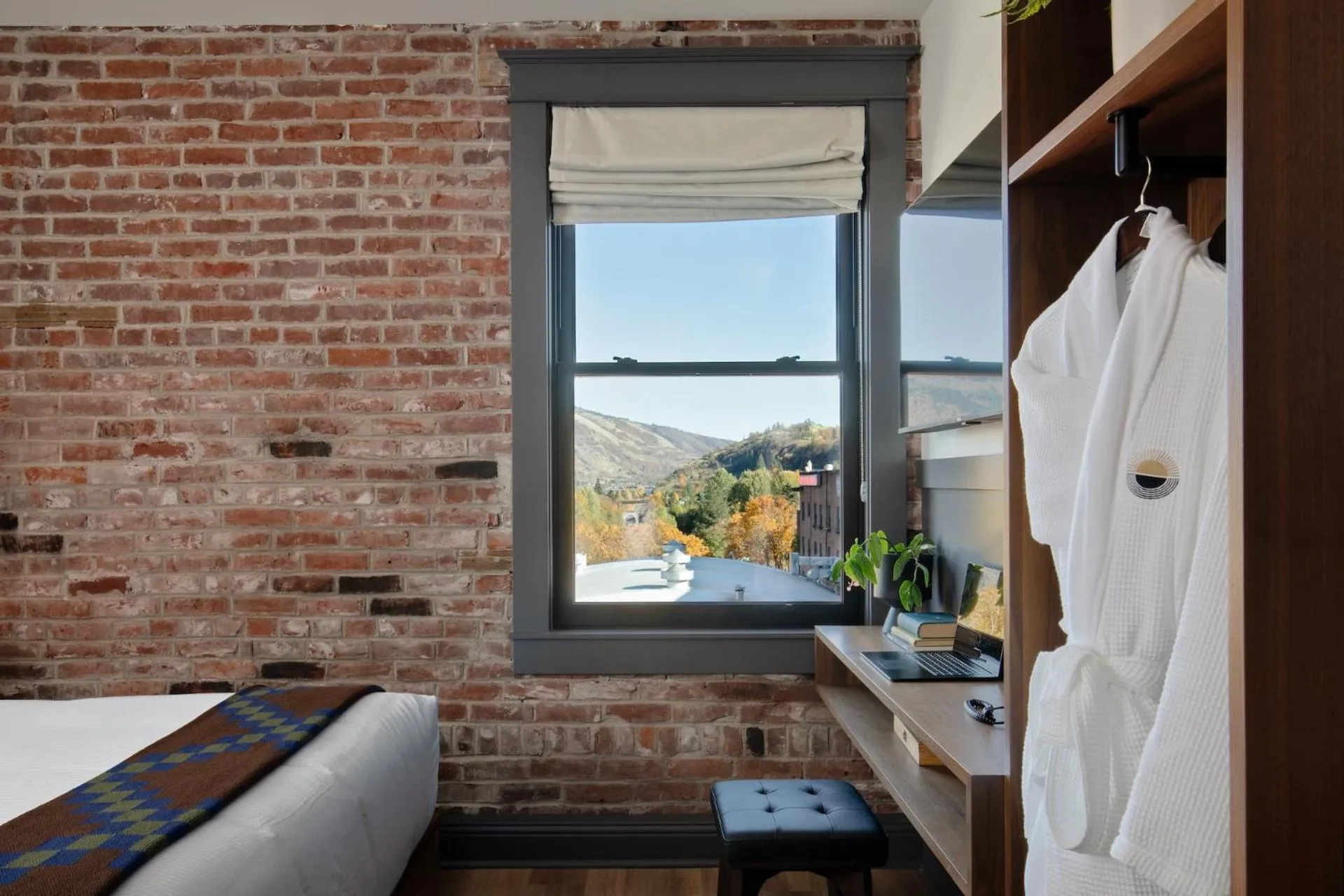 View (from property/room), Bed in Lightwell Hotel & Spa