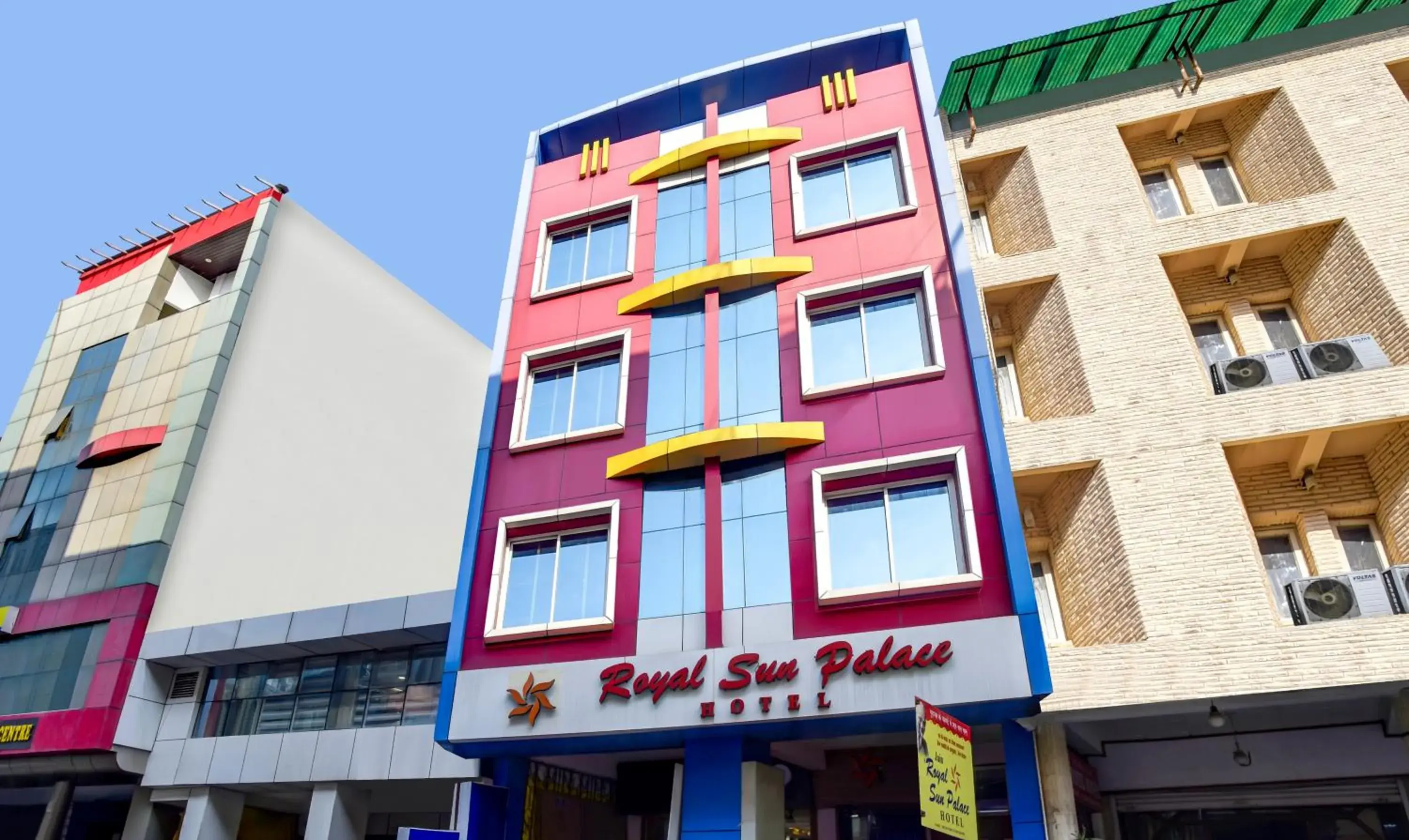 Property building in Treebo Royal Sun Palace MP Nagar Zone 2 Property building in Treebo Royal Sun Palace MP Nagar Zone 2