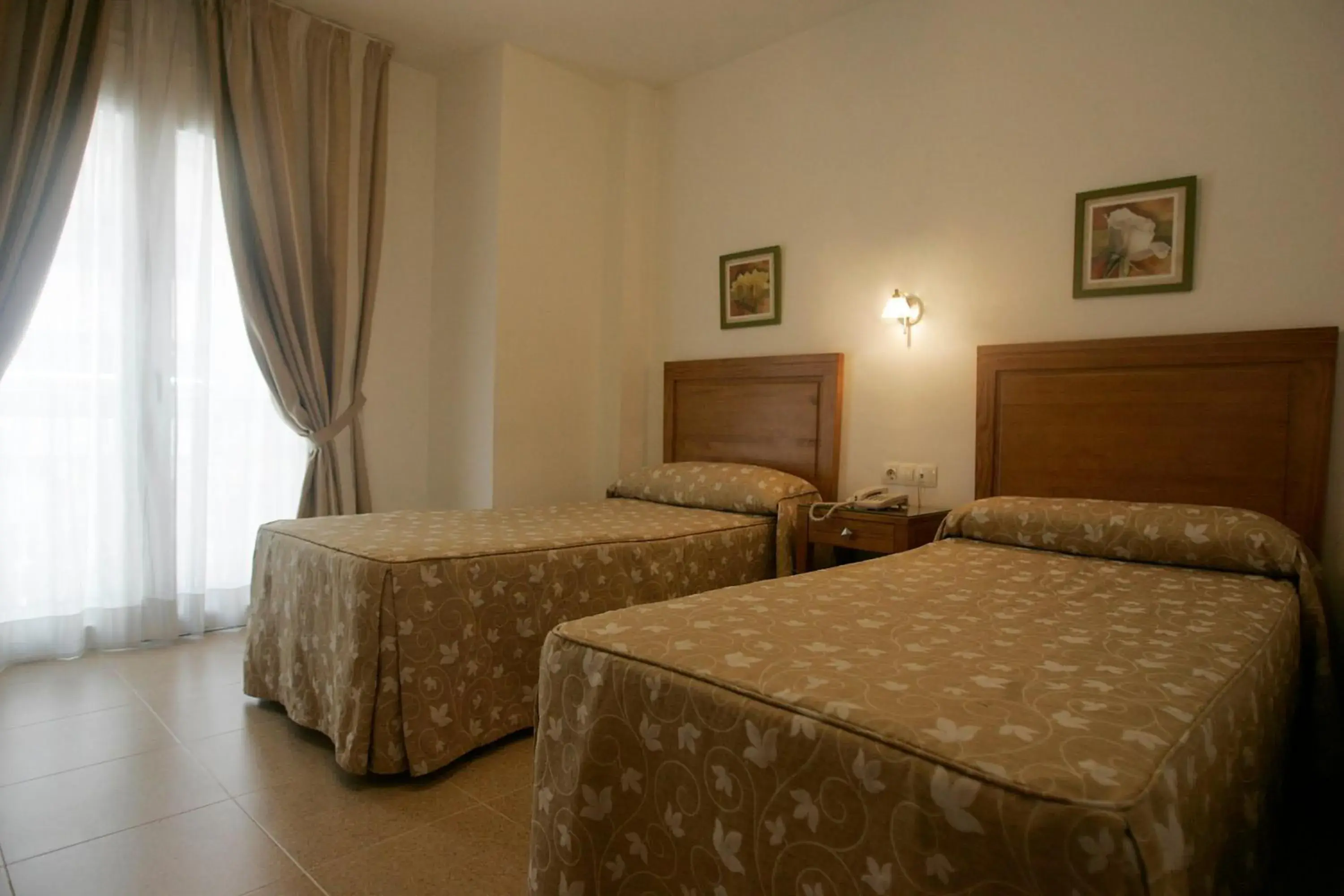 Twin Room in Hotel Goartín Twin Room in Hotel Goartín