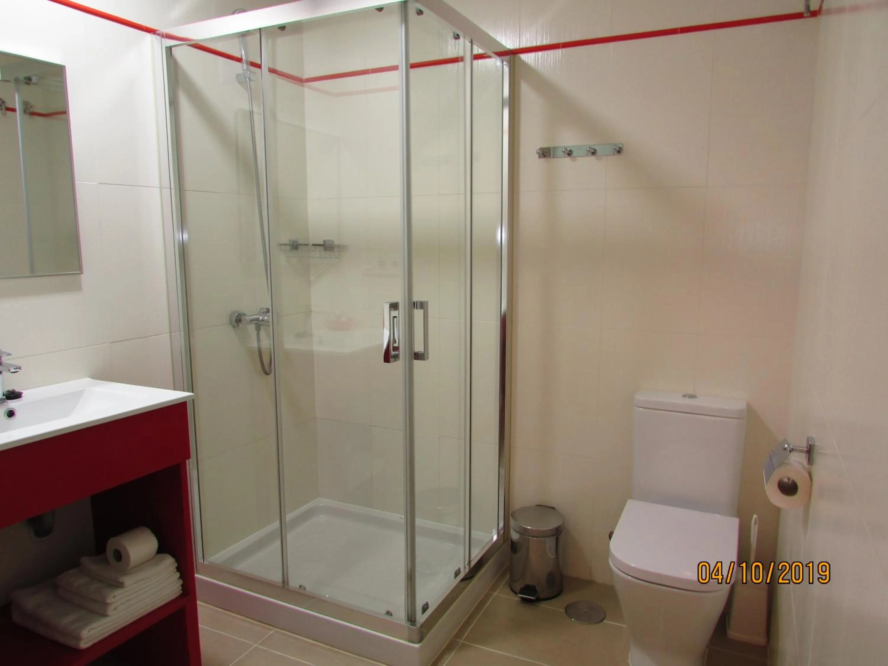 Bathroom in Hotel Goartín