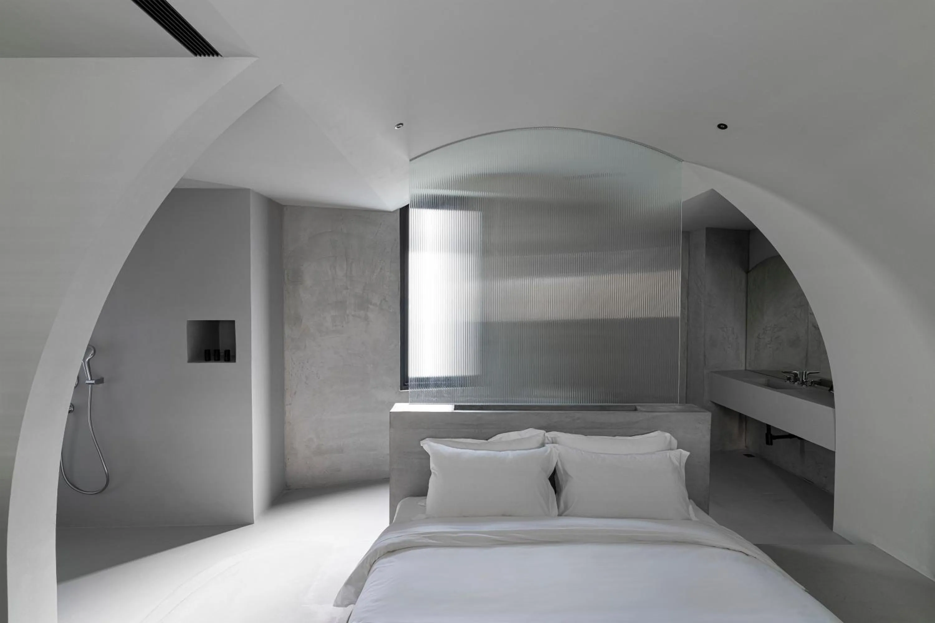 Bed in Yamaki x Shaoguang Stay