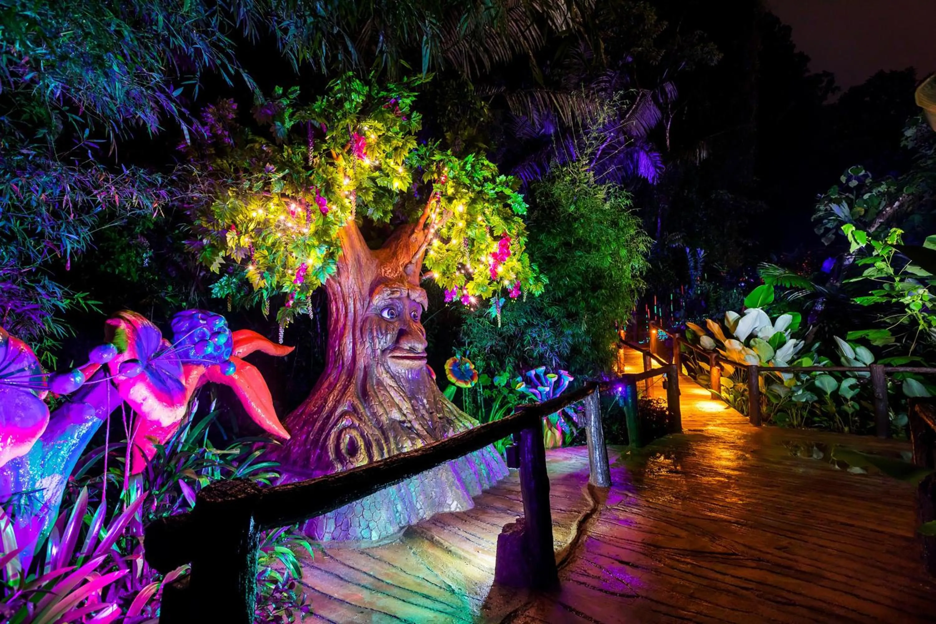 Nearby landmark in Golden Roof Hotel Sunway Ipoh