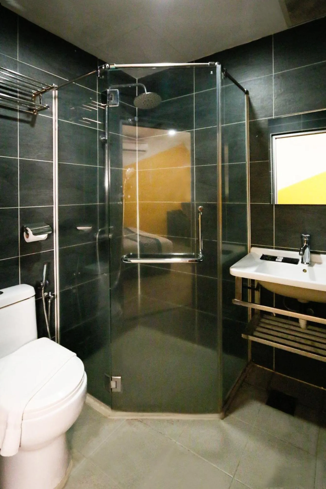 Bathroom in Golden Roof Hotel Sunway Ipoh