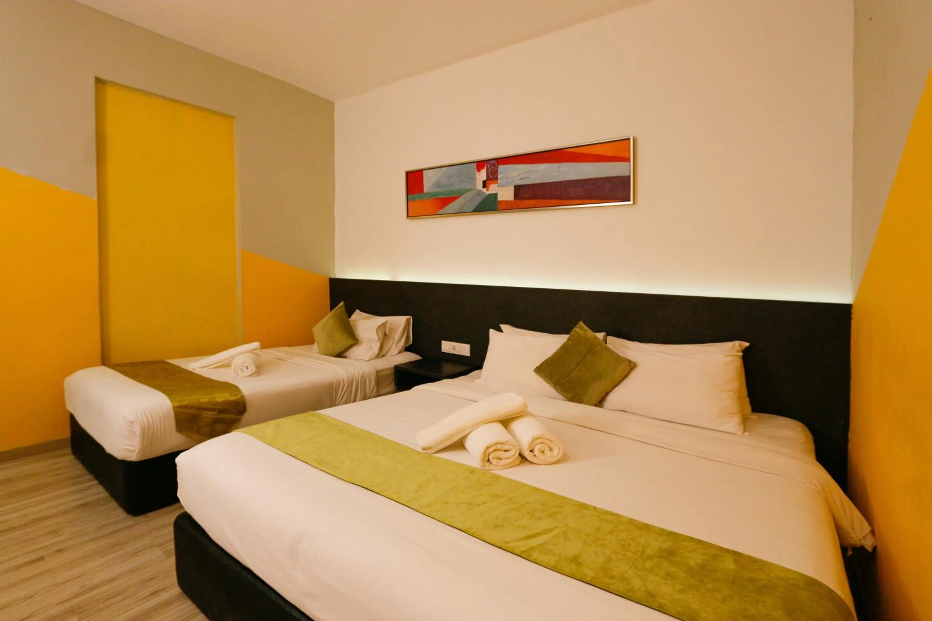 Bed in Golden Roof Hotel Sunway Ipoh