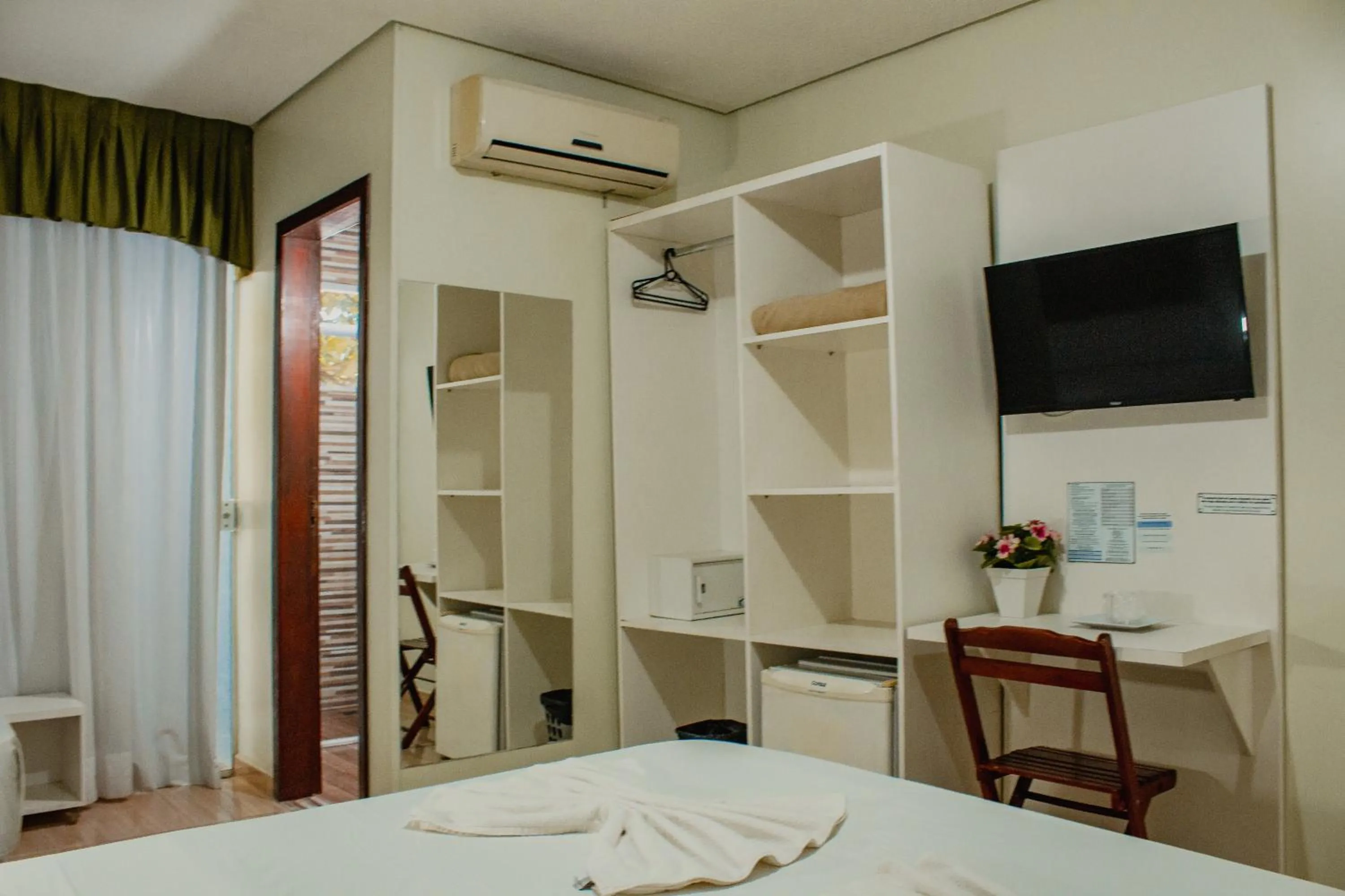 Decorative detail, Bed in Pousada Iguassu Charm Suites